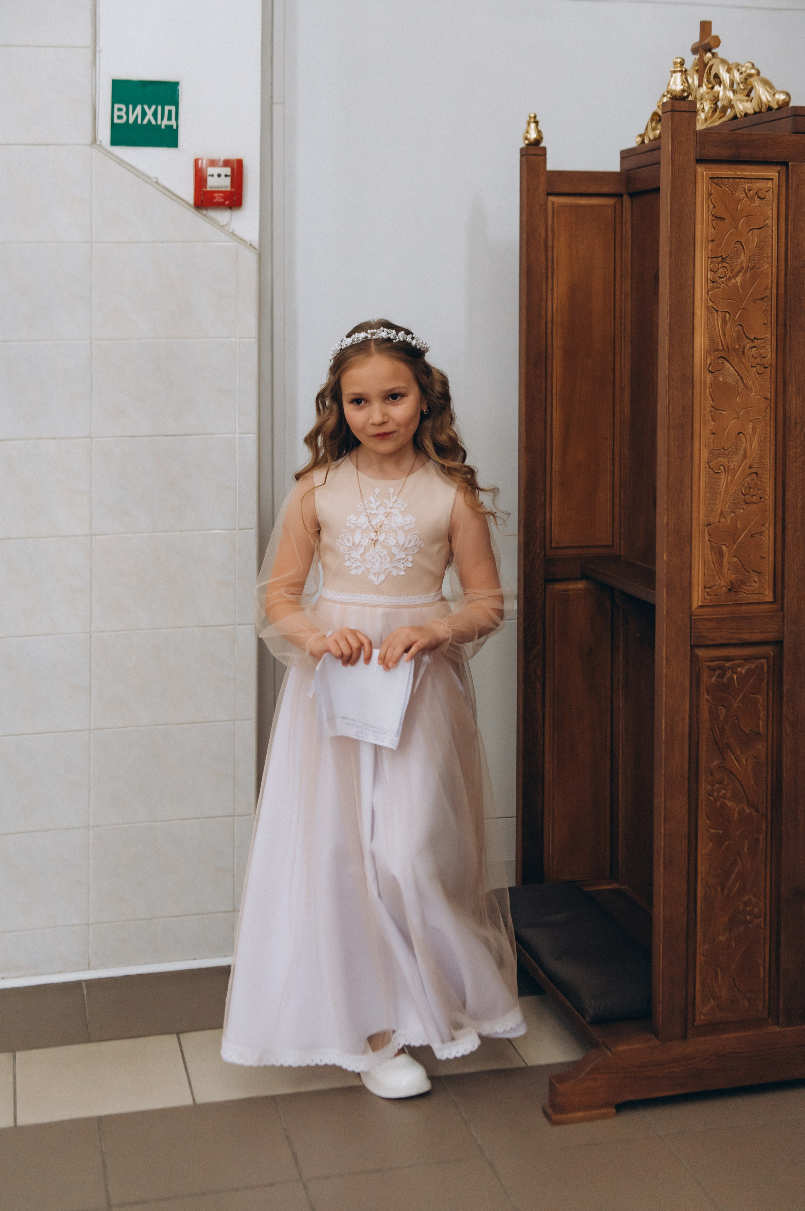 Фотосесія Причастя Тернопіль, зйомка Причастя, фотограф на Причастя Тернопіль, Причастя Львів, Причастя церква Михаїла Тернопіль. Сімейний, дитячий та індивідуальний фотограф в м. Тернопіль, м. Львів