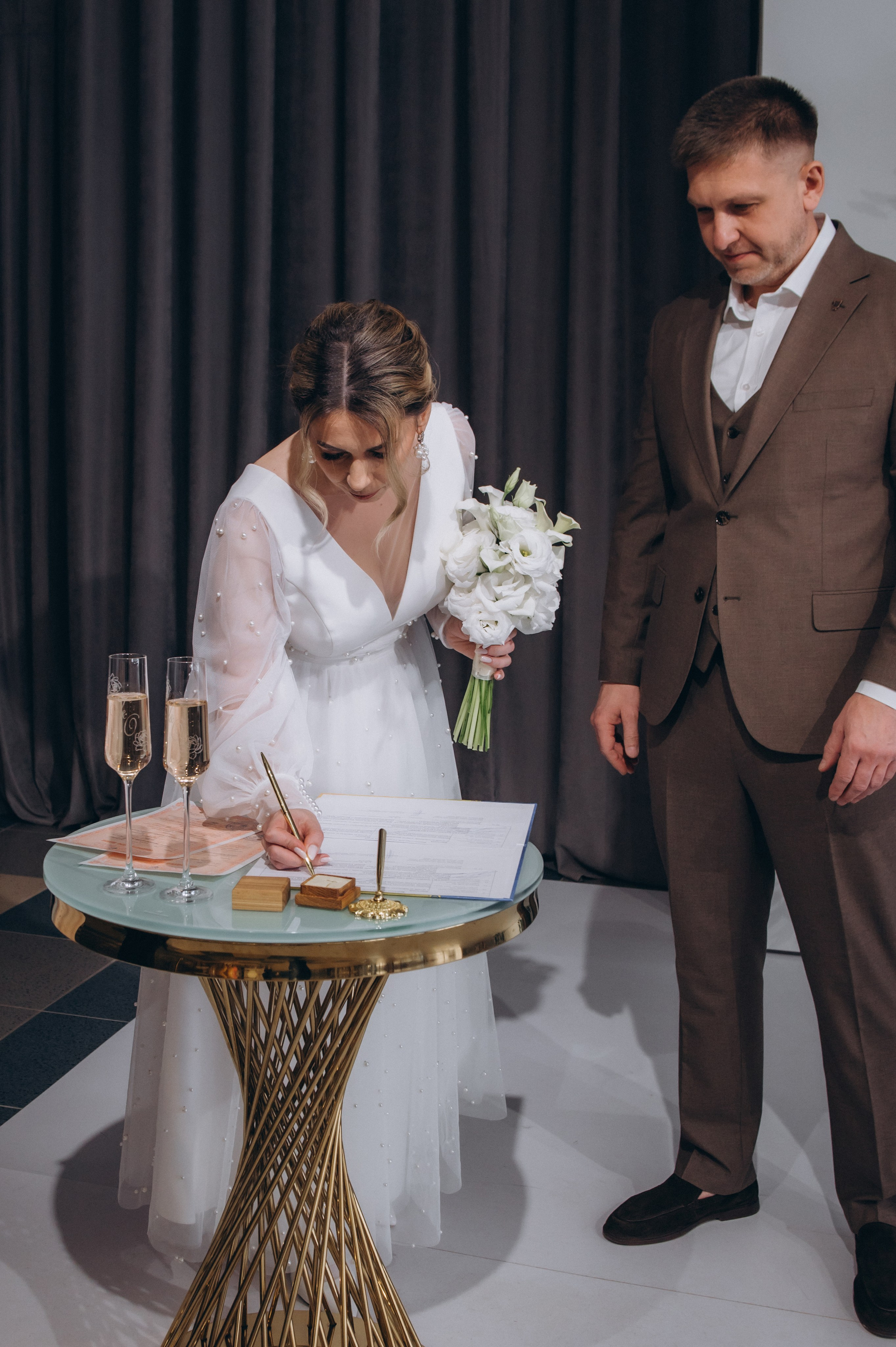 Фотосесія розпису в РАЦС Тернопіль, фотограф на розпис Тернопіль, розпис Березіль, фотосесія весілля Тернопіль. Сімейний, дитячий та індивідуальний фотограф в м. Тернопіль, м. Львів