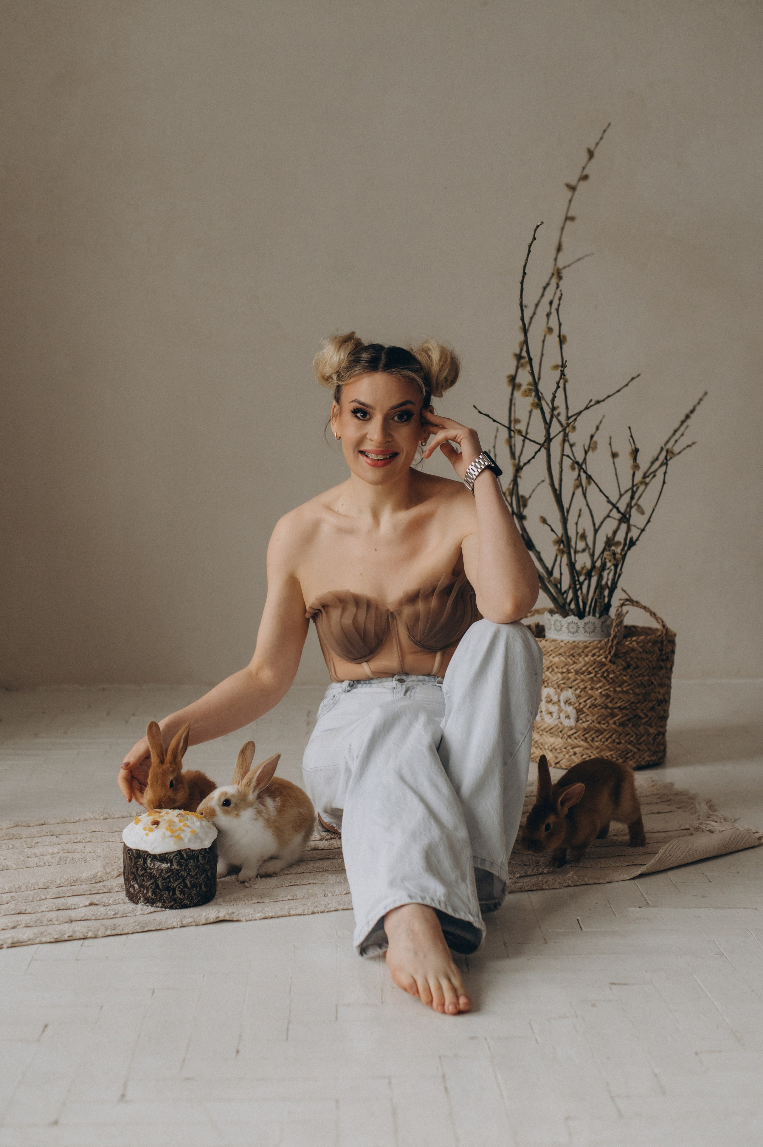 Фотосесія з кроликами Тернопіль, індивідуальний фотограф Тернопіль, індивідуальна фотосесія Тернопіль, зйомка з кроликами. Сімейний, дитячий та індивідуальний фотограф в м. Тернопіль, м. Львів