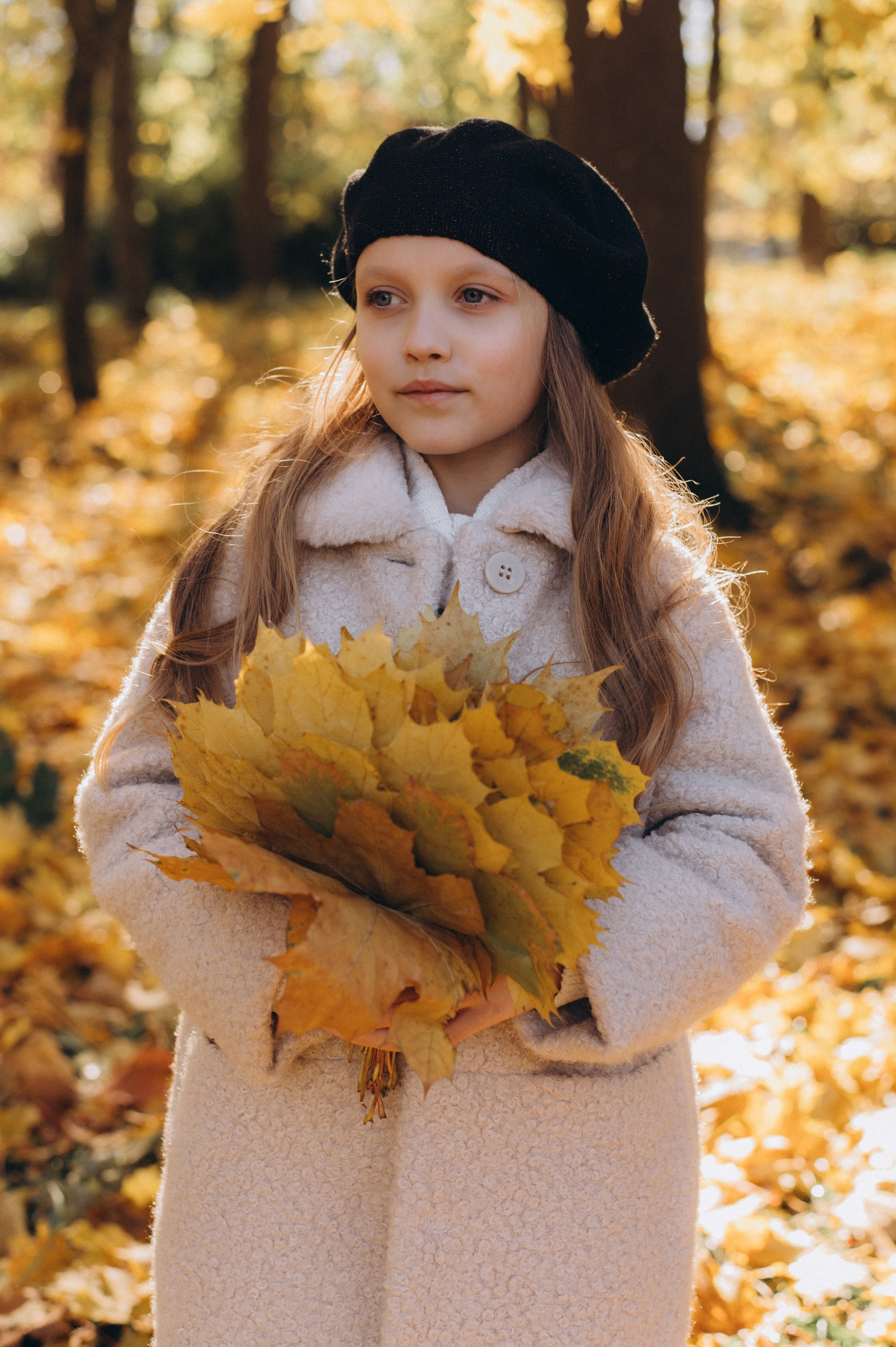 Осіння фотосесія 4 класу на віньєтки, випускні фотоальбоми Тернопіль, фотосесія випускників Тернопіль, шкільний випускний альбом Тернопіль. Сімейний, дитячий та індивідуальний фотограф в м. Тернопіль, м. Львів