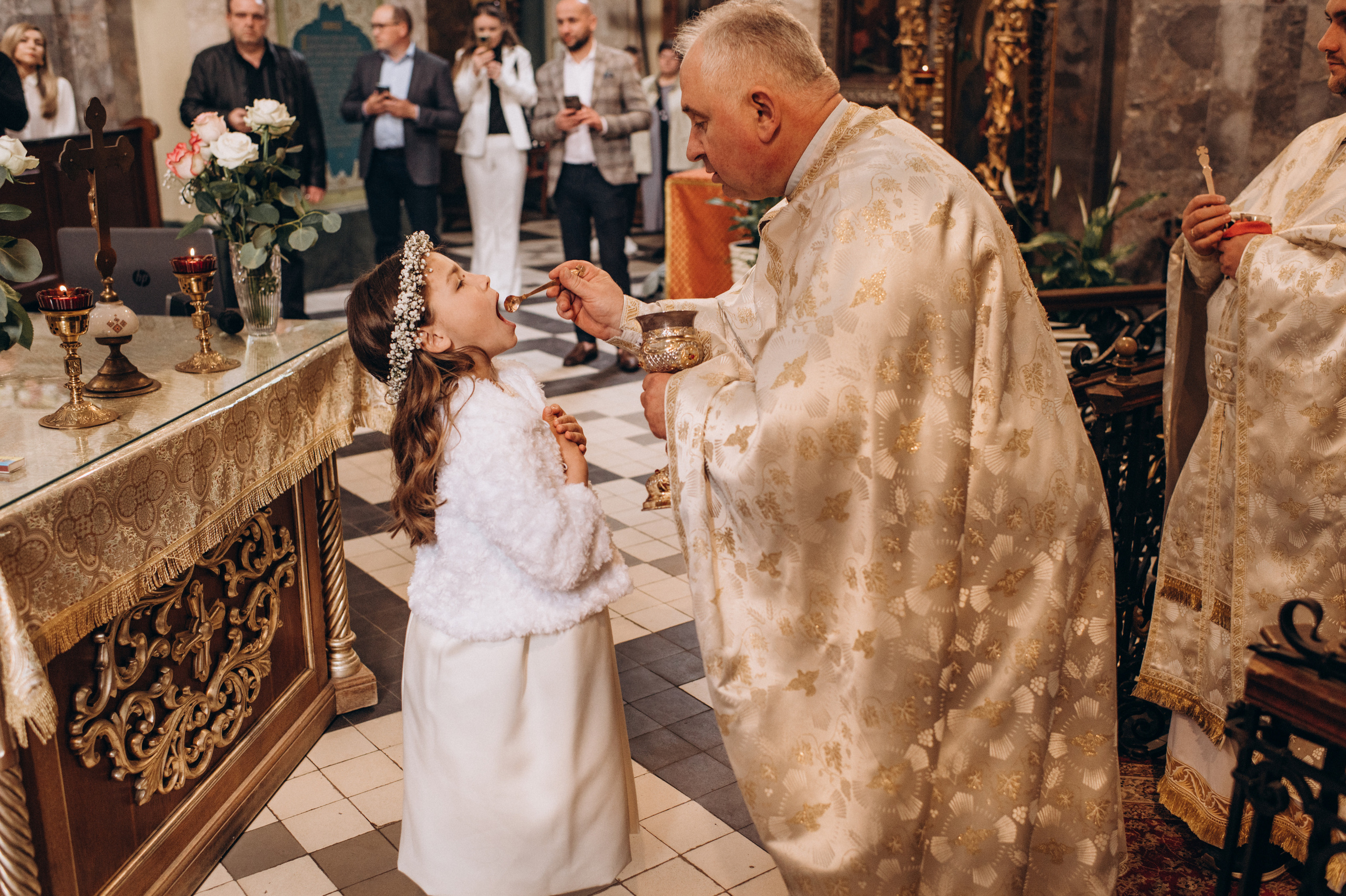 Фотосесія Першого Причастя Тернопіль, зйомка Причастя Тернопіль, Таїнство Першого Причастя Тернопіль, Катедра Причастя Тернопіль. Сімейний, дитячий та індивідуальний фотограф в м. Тернопіль, м. Львів