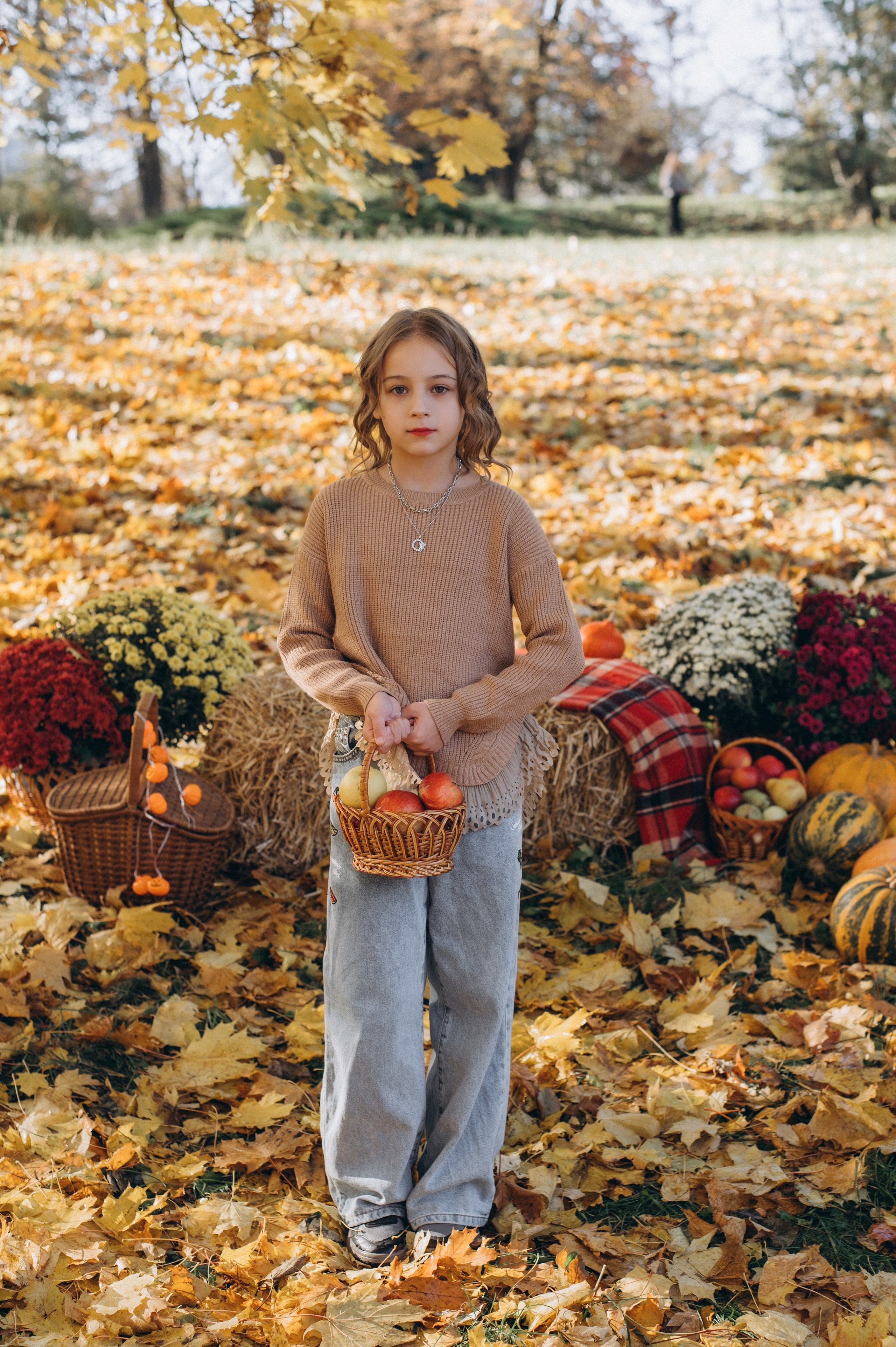 Осіння фотосесія 4 класу на віньєтки, випускні фотоальбоми Тернопіль, фотосесія випускників Тернопіль, шкільний випускний альбом Тернопіль. Сімейний, дитячий та індивідуальний фотограф в м. Тернопіль, м. Львів