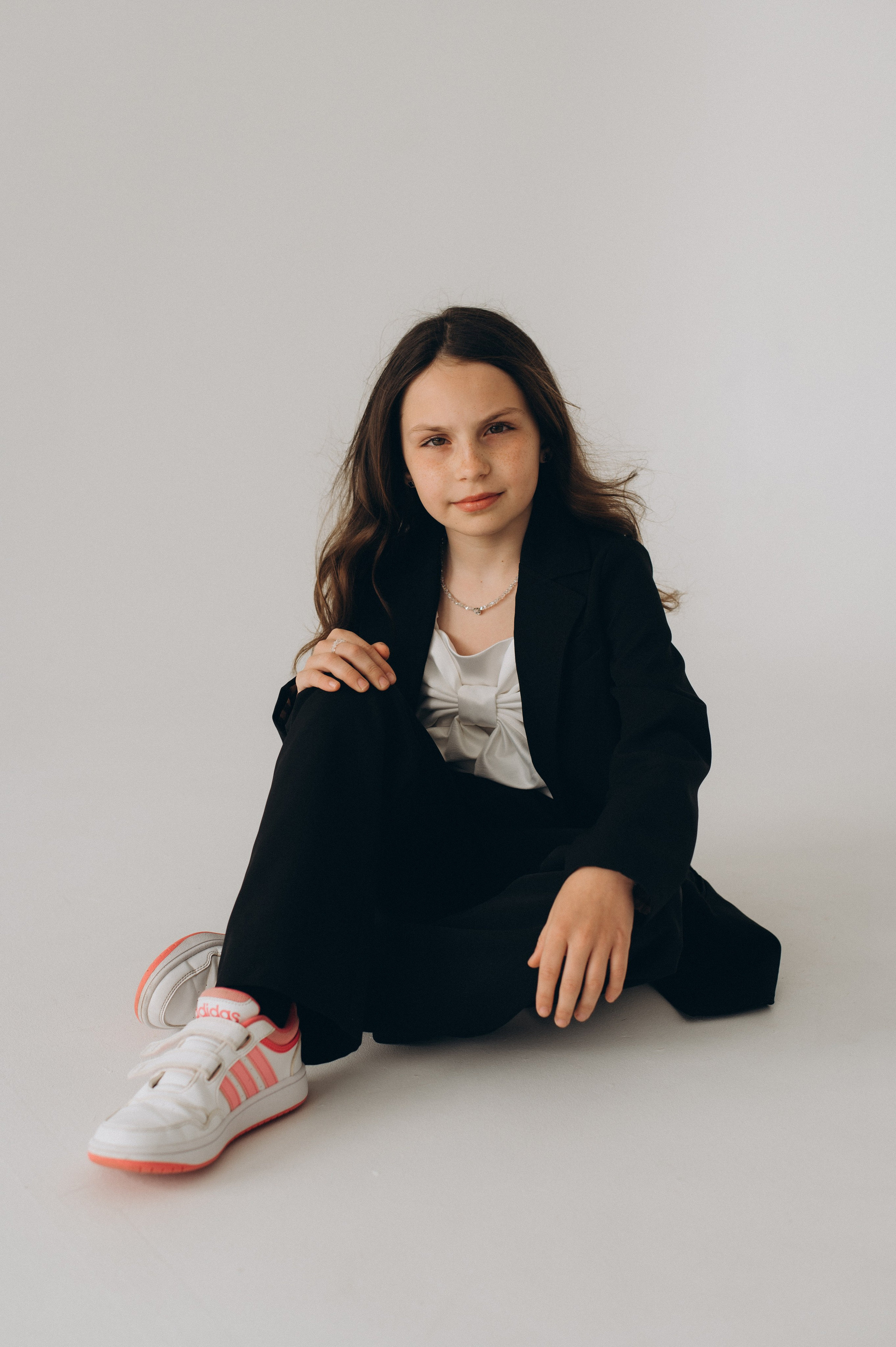 Шкільна фотосесія на віньєтки Тернопіль, шкільні альбоми, фотосесія випускників Тернопіль, випускний альбом, фотограф випускний Тернопіль. Сімейний, дитячий та індивідуальний фотограф в м. Тернопіль, м. Львів