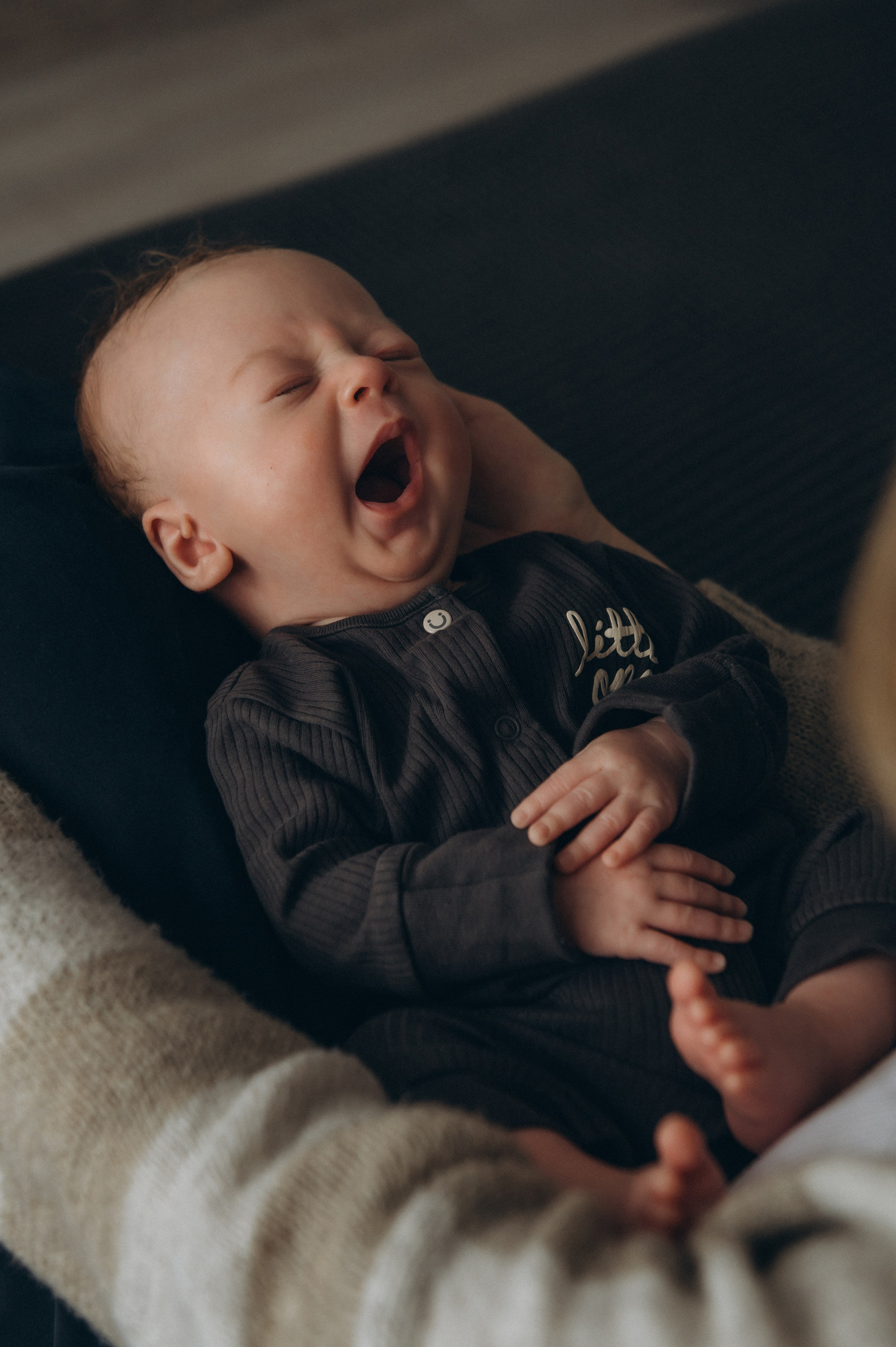 Сімейна фотосесія вдома Тернопіль, сімейний фотограф Львів Тернопіль, сімейна фотосесія Тернопіль, фотосесія двійні, зйомка близнюків. Сімейний, дитячий та індивідуальний фотограф в м. Тернопіль, м. Львів