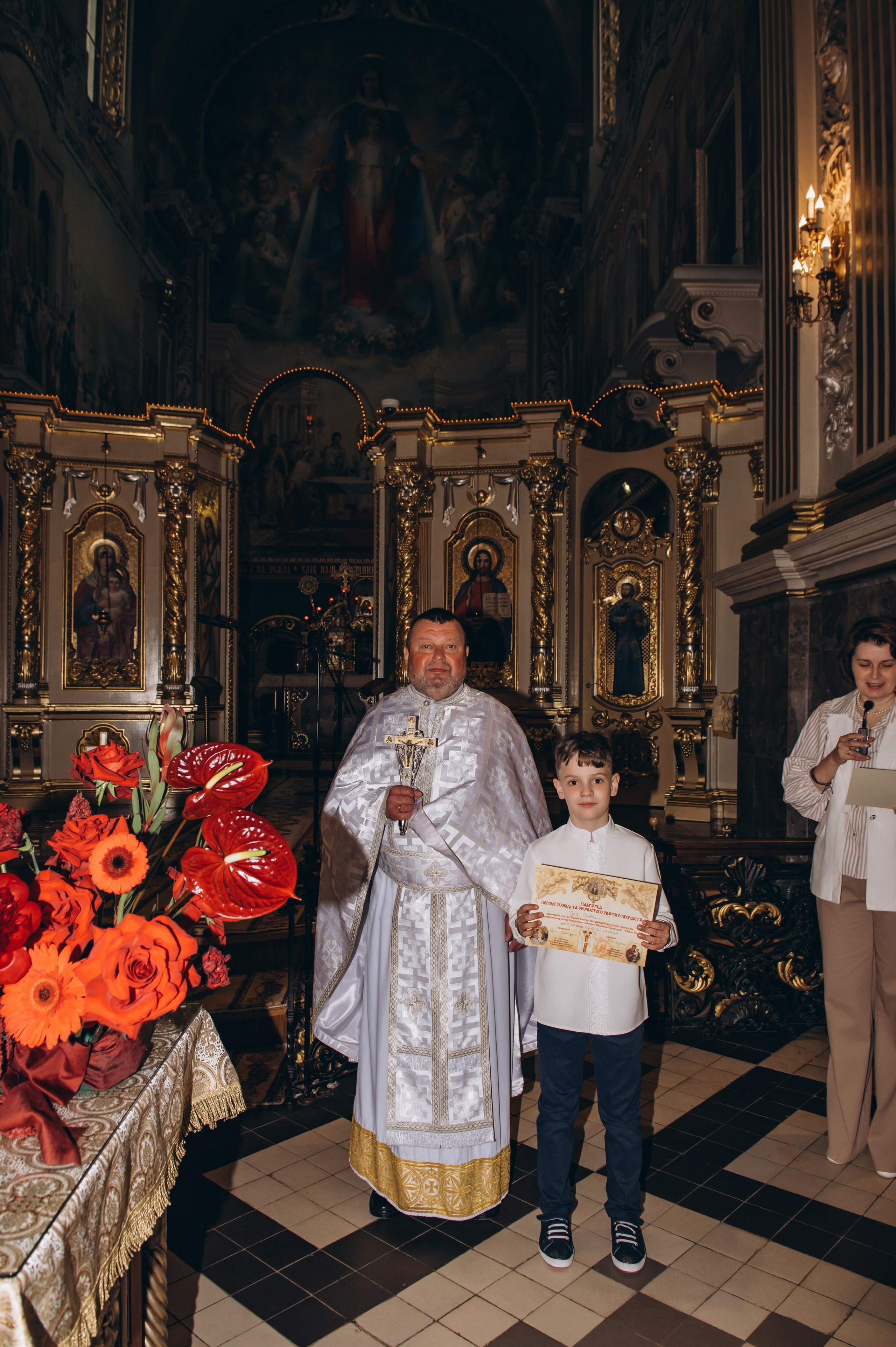 Фотосесія Першого Причастя Тернопіль, фотосесія Причастя Тернопіль, Таїнство Першого Причастя Тернопіль, Катедра Причастя Тернопіль. Сімейний, дитячий та індивідуальний фотограф в м. Тернопіль, м. Львів