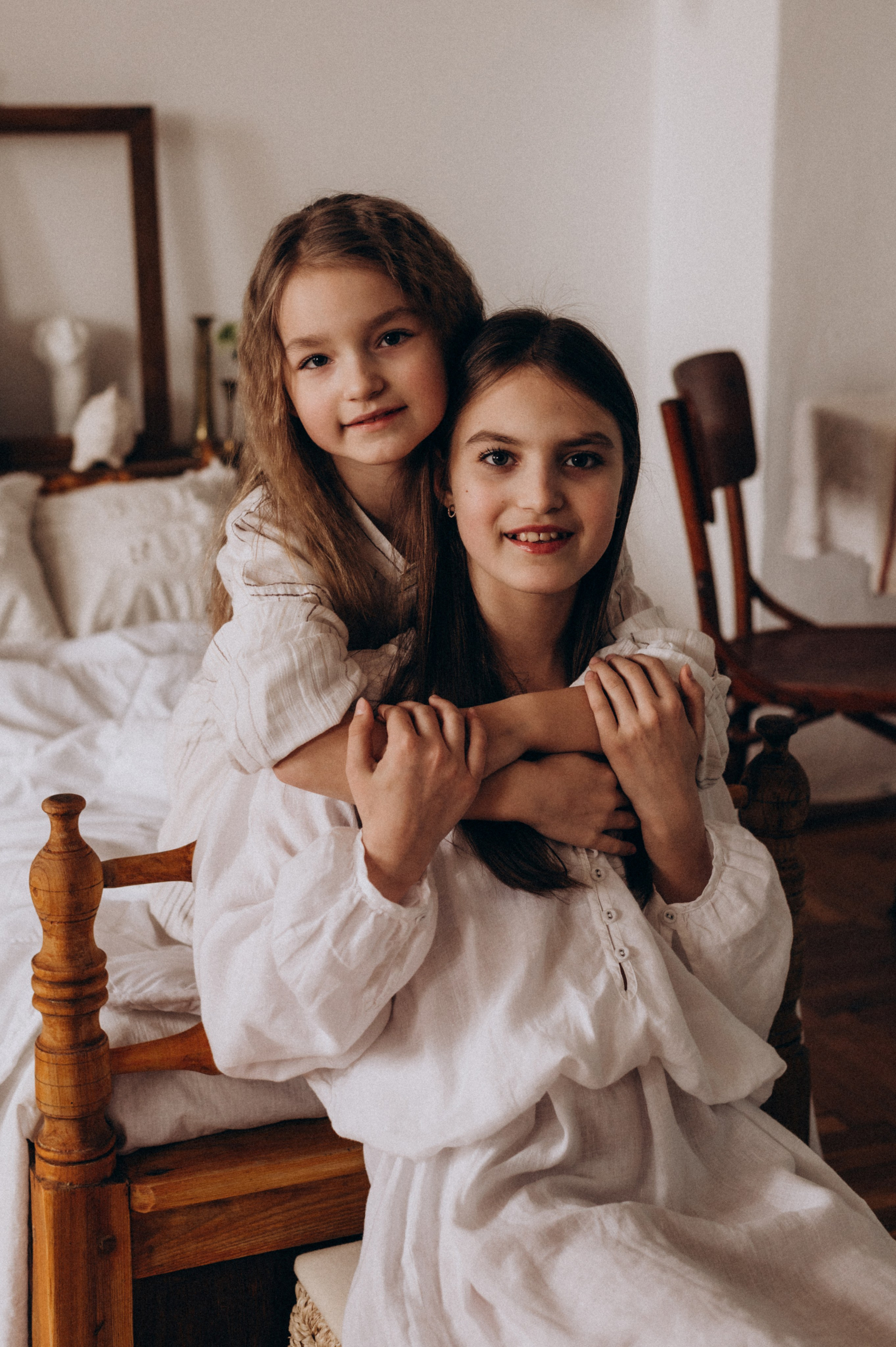 Сімейна фотосесія мами і донечок, зйомка Тернопіль Львів етностиль. Сімейний, дитячий та індивідуальний фотограф в м. Тернопіль, м. Львів