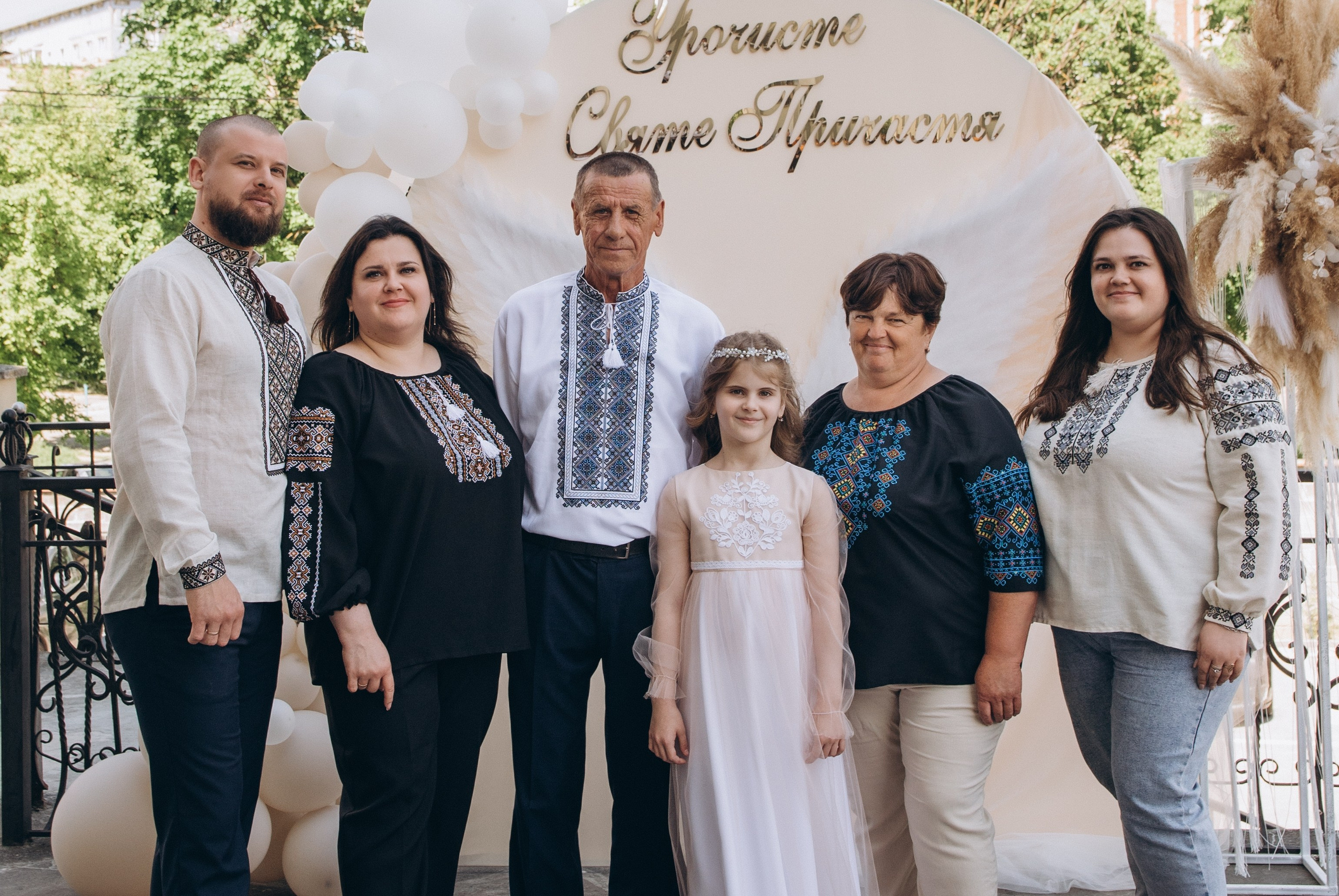 Фотосесія Причастя Тернопіль церква Св Михаїла, фотограф на Причастя Тернопіль, фотосесія Літургії Причастя Тернопіль. Сімейний, дитячий та індивідуальний фотограф в м. Тернопіль, м. Львів