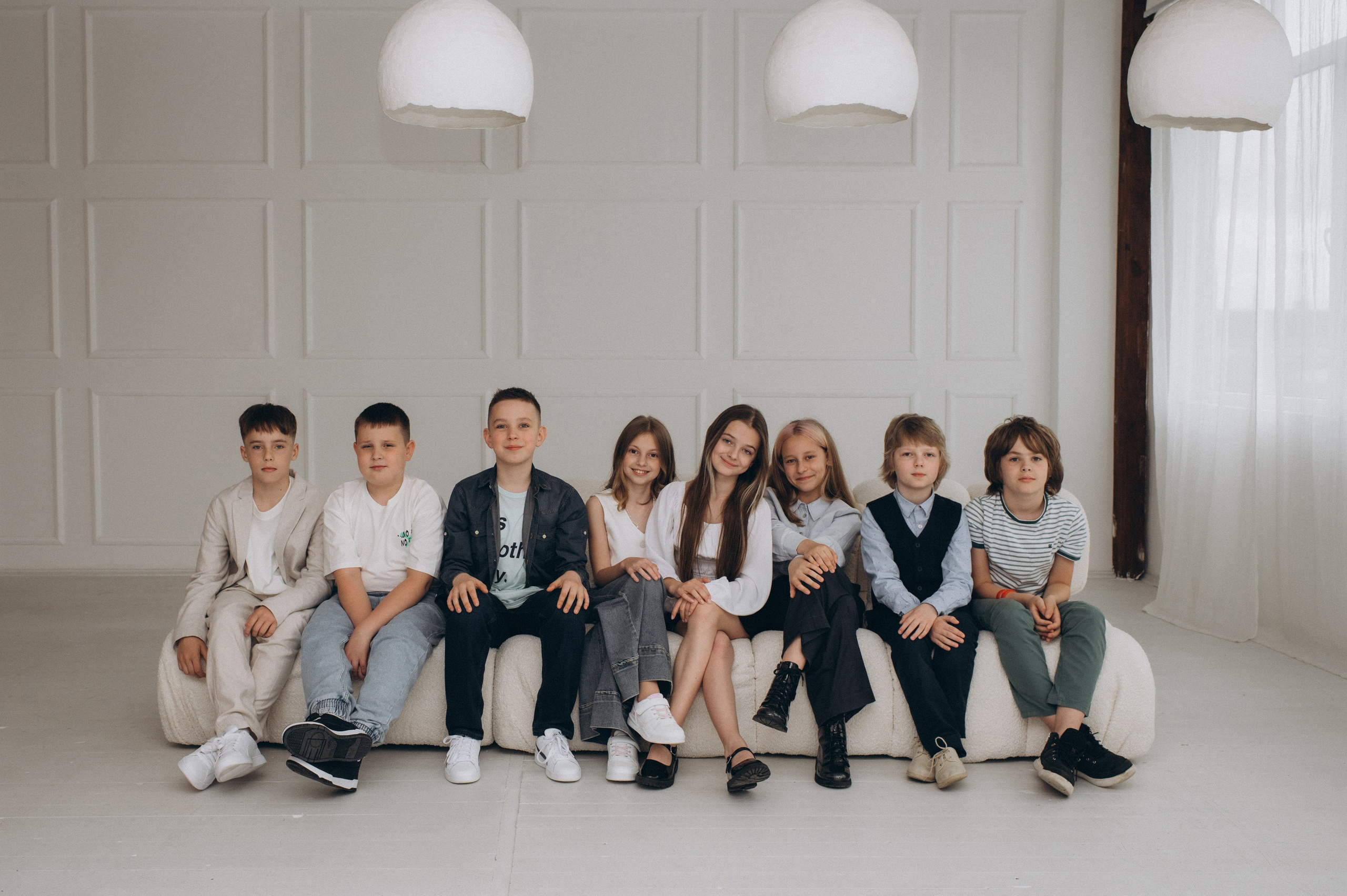 Шкільна фотосесія на віньєтки Тернопіль, фотосесія випускників Тернопіль, зйомка на віньєтки, шкільні фотоальбоми Тернопіль. Сімейний, дитячий та індивідуальний фотограф в м. Тернопіль, м. Львів