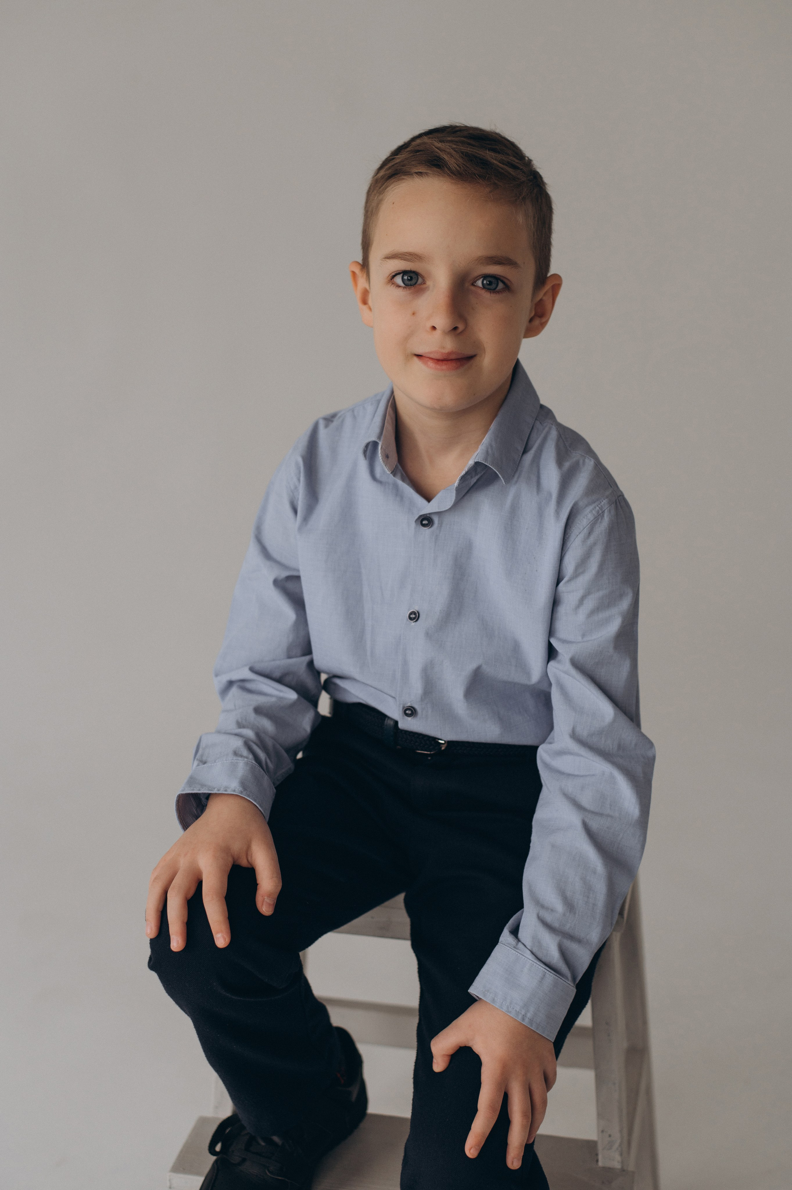 Шкільна фотосесія на віньєтки Тернопіль, шкільні альбоми, фотосесія випускників Тернопіль, випускний альбом, фотограф випускний Тернопіль. Сімейний, дитячий та індивідуальний фотограф в м. Тернопіль, м. Львів