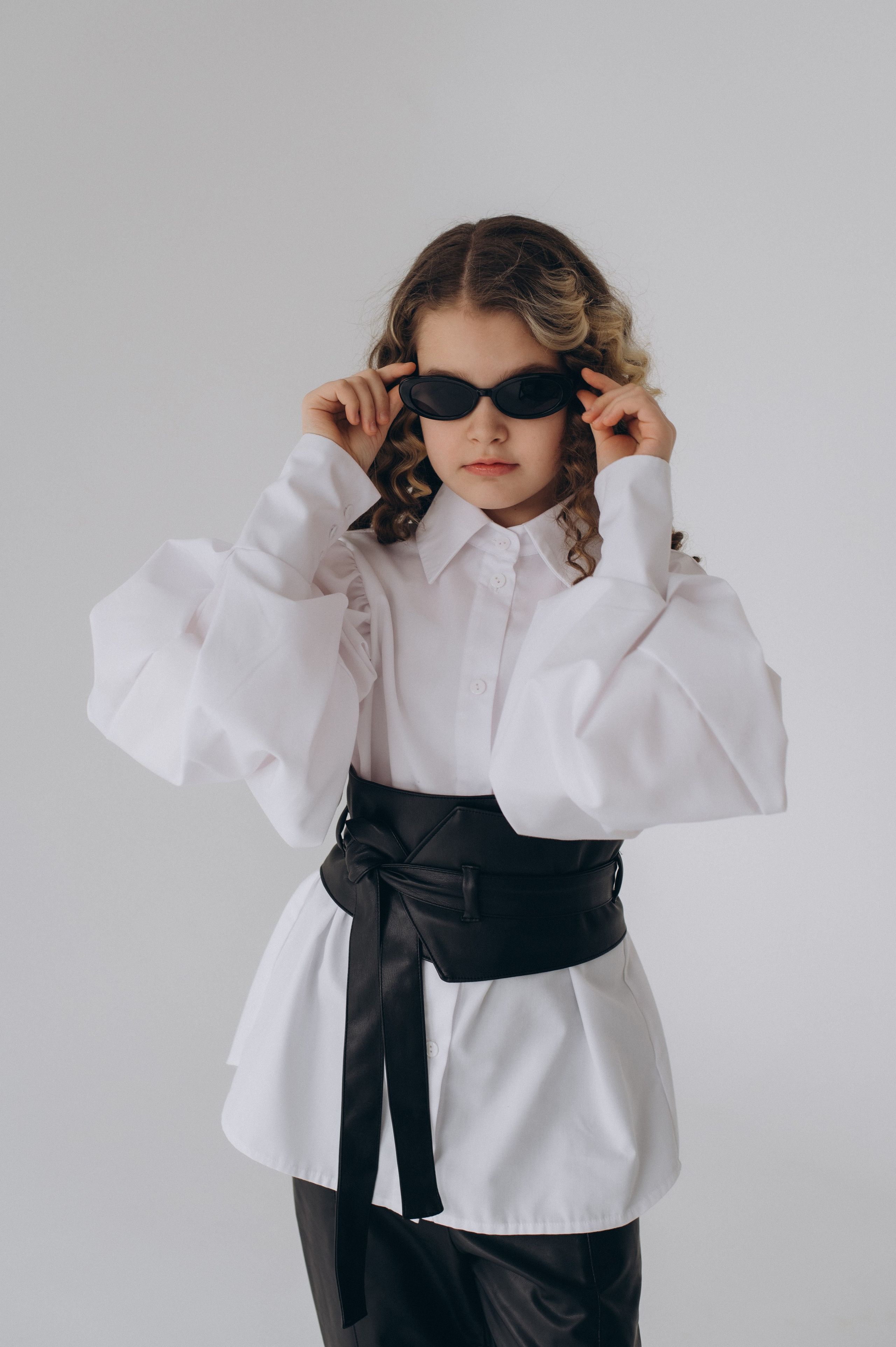 Шкільна фотосесія на віньєтки Тернопіль, шкільні альбоми, фотосесія випускників Тернопіль, випускний альбом, фотограф випускний Тернопіль. Сімейний, дитячий та індивідуальний фотограф в м. Тернопіль, м. Львів