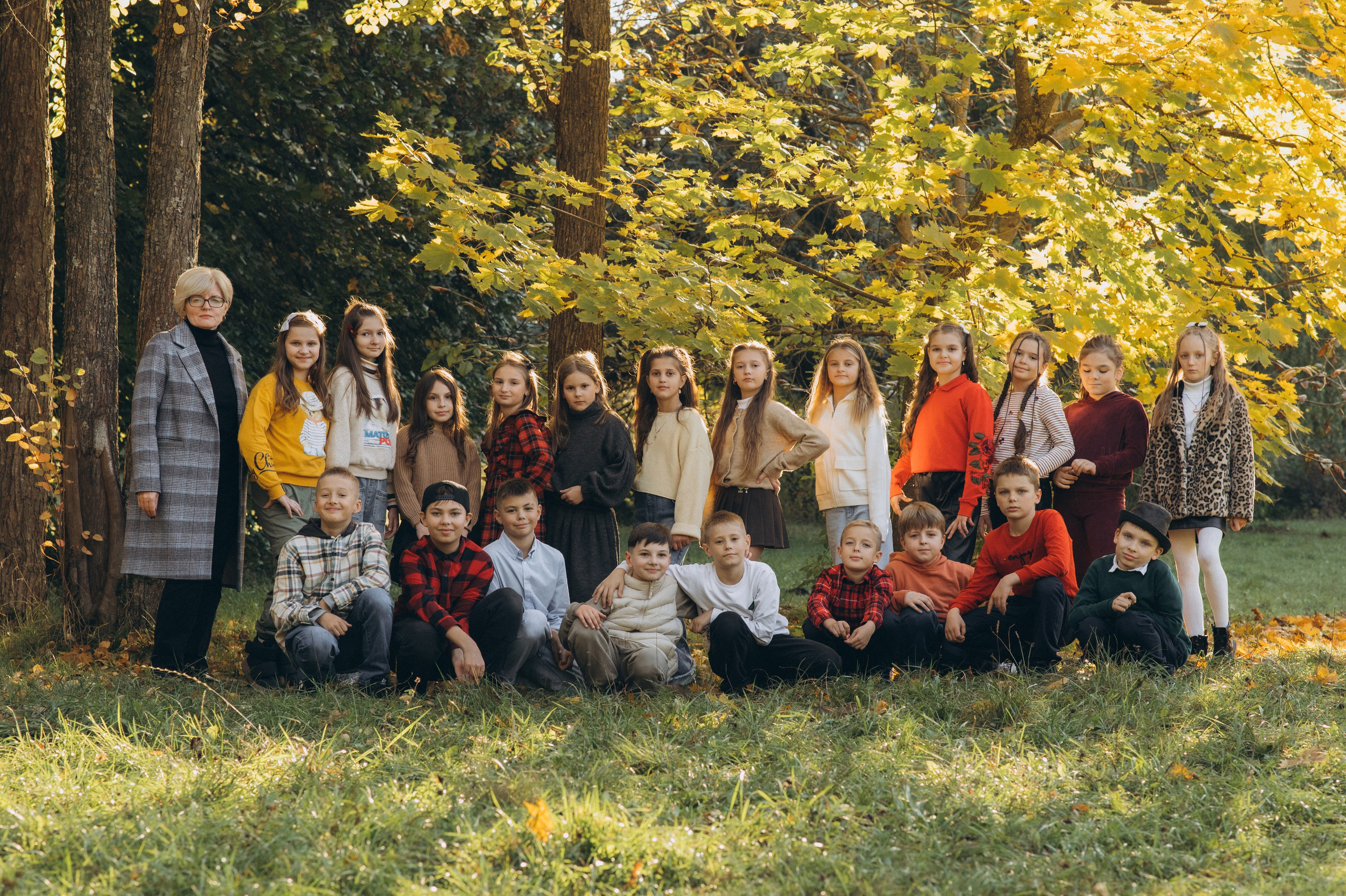 Шкільна фотосесія на віньєтки Тернопіль, шкільні альбоми, фотосесія випускників Тернопіль, випускний альбом, фотограф випускний Тернопіль. Сімейний, дитячий та індивідуальний фотограф в м. Тернопіль, м. Львів