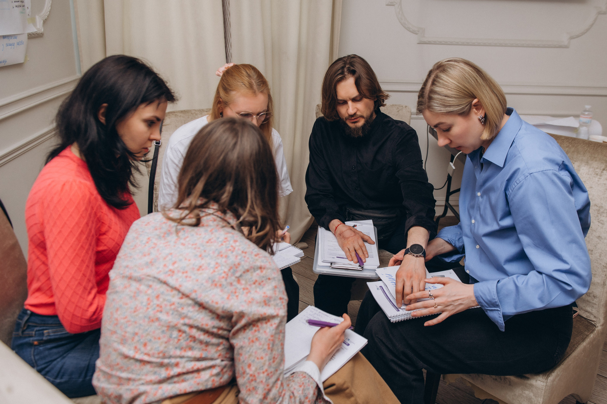 Репортажна фотосесія Тернопіль, репортажна зйомка заходу Тернопіль, зйомка конференцій, майстер-класів, тренінгів Тернопіль. Сімейний, дитячий та індивідуальний фотограф в м. Тернопіль, м. Львів