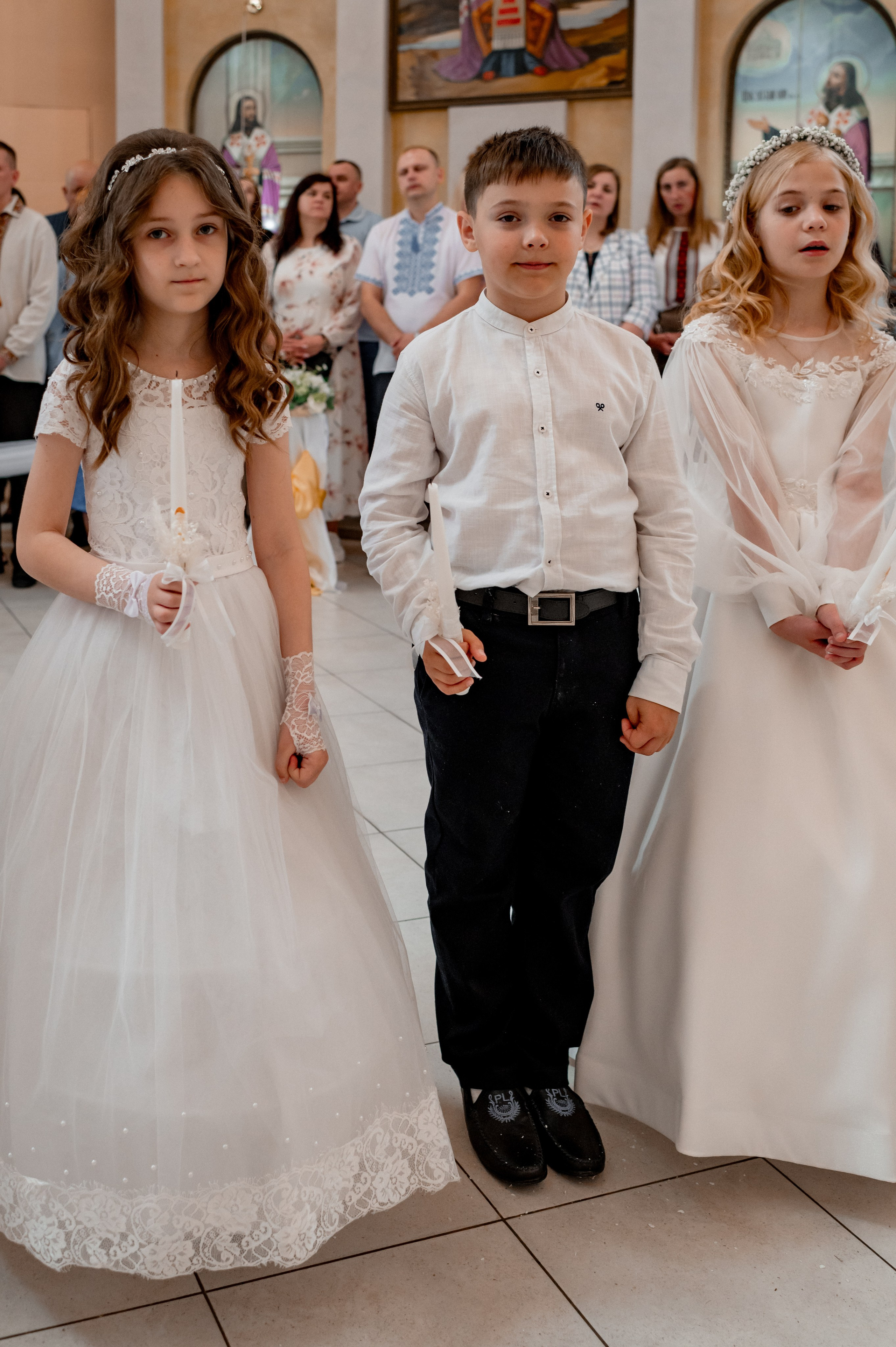 Фотосесія Першого Причастя Тернопіль, зйомка Причастя Тернопіль, Таїнство Першого Причастя Тернопіль, Катедра Причастя Тернопіль. Сімейний, дитячий та індивідуальний фотограф в м. Тернопіль, м. Львів