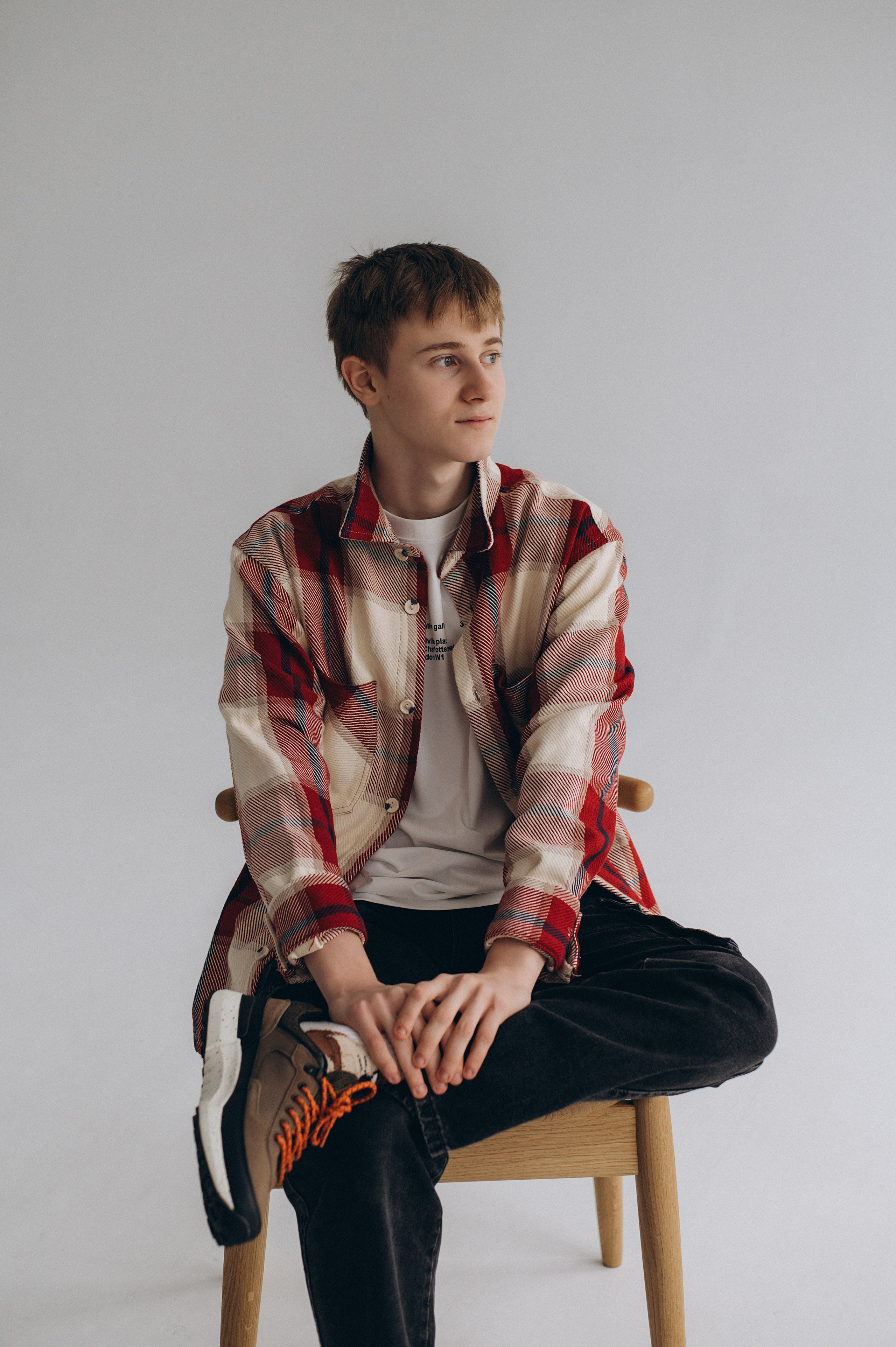 Фотосесія мама і син, сімейна фотосесія Тернопіль, зйомка мами з сином, сімейний фотограф Тернопіль, зйомка з домашнім улюбленцем. Сімейний, дитячий та індивідуальний фотограф в м. Тернопіль, м. Львів