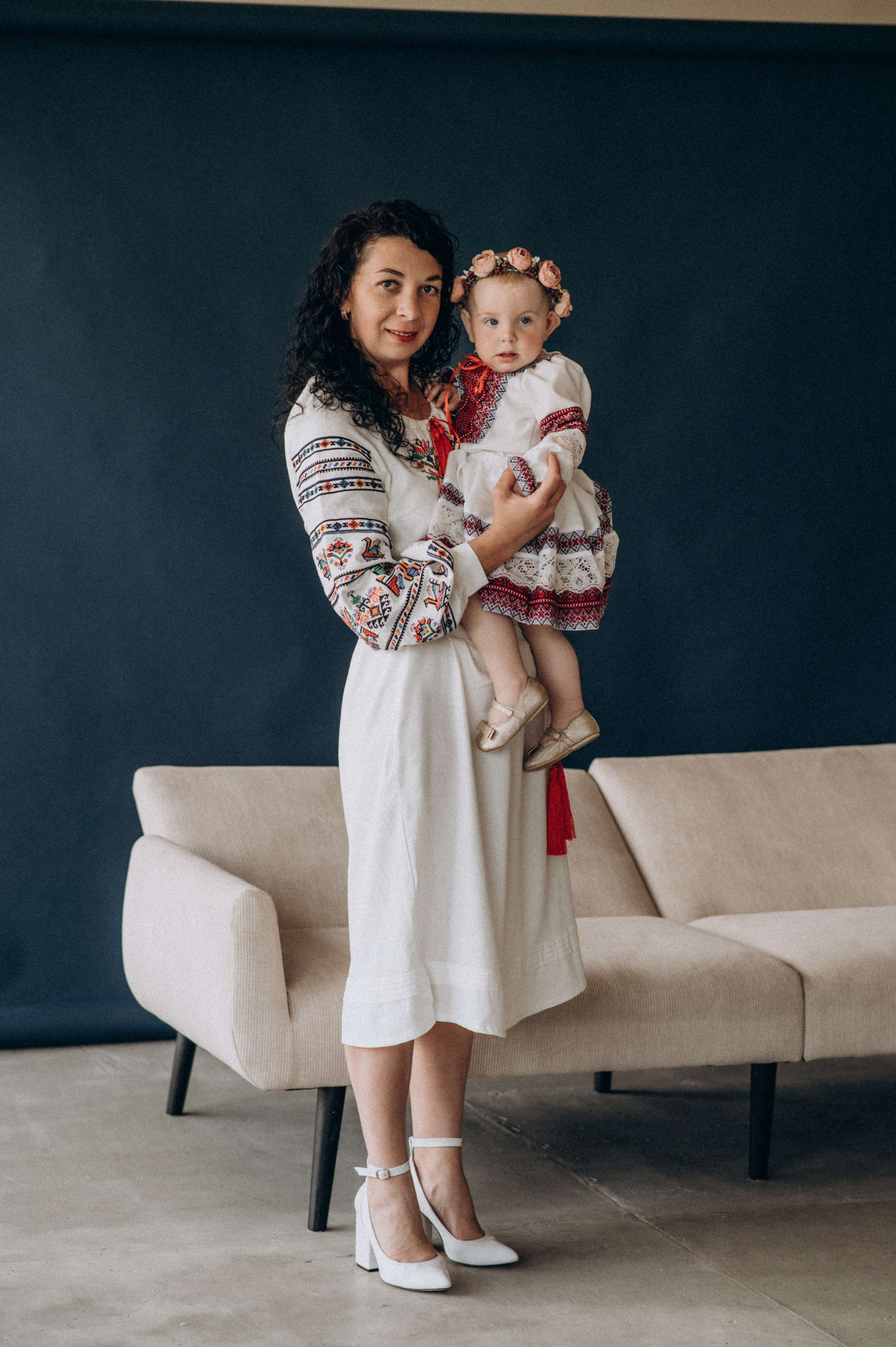 Сімейна зйомка у студії. Сімейний, дитячий та індивідуальний фотограф в м. Тернопіль, м. Львів