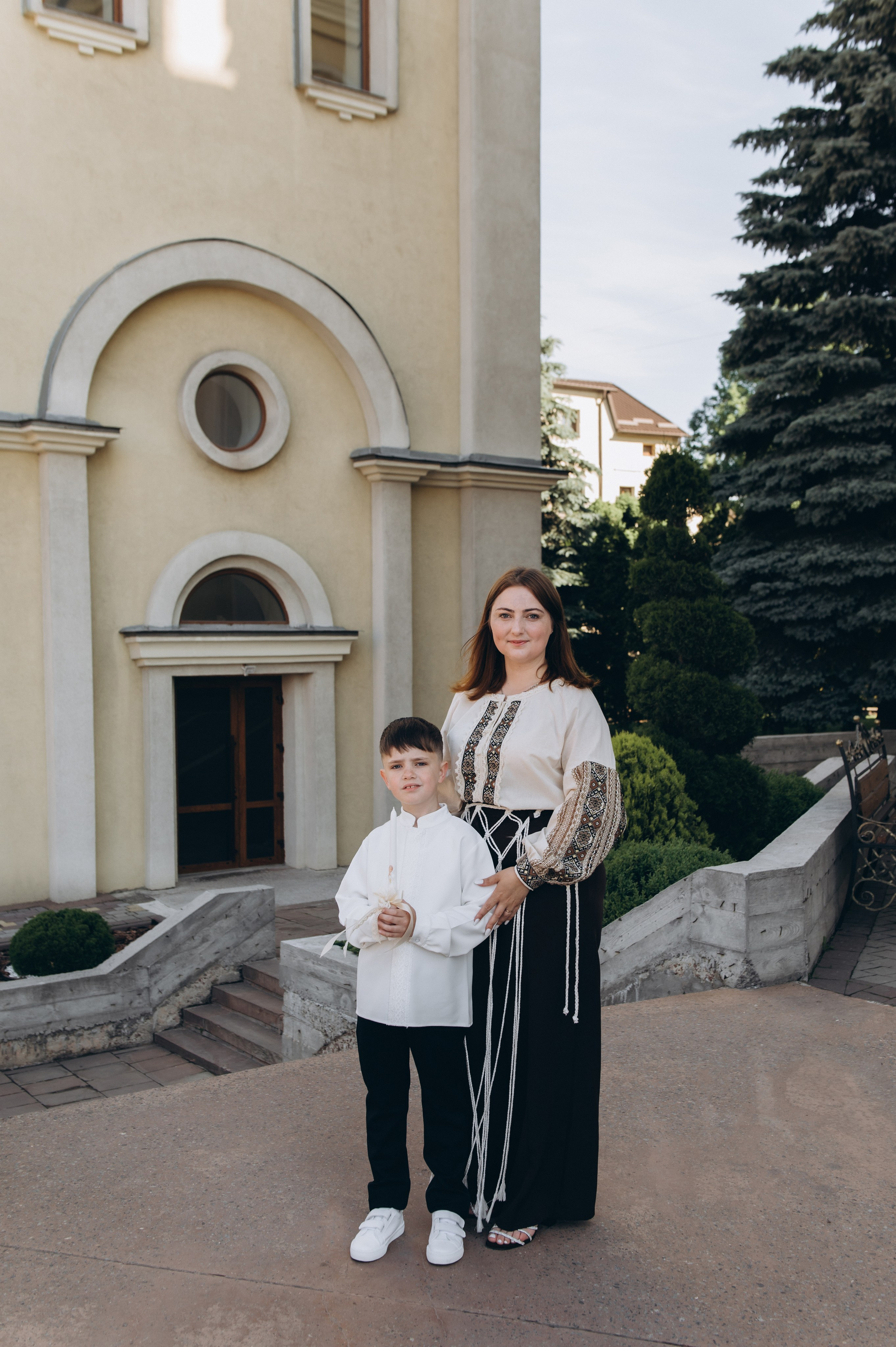 Фотосесія Першого Причастя Тернопіль, зйомка Першого Причастя Тернопіль, Церква Успіння Пресвятої Богородиці Причастя Тернопіль. Сімейний, дитячий та індивідуальний фотограф в м. Тернопіль, м. Львів