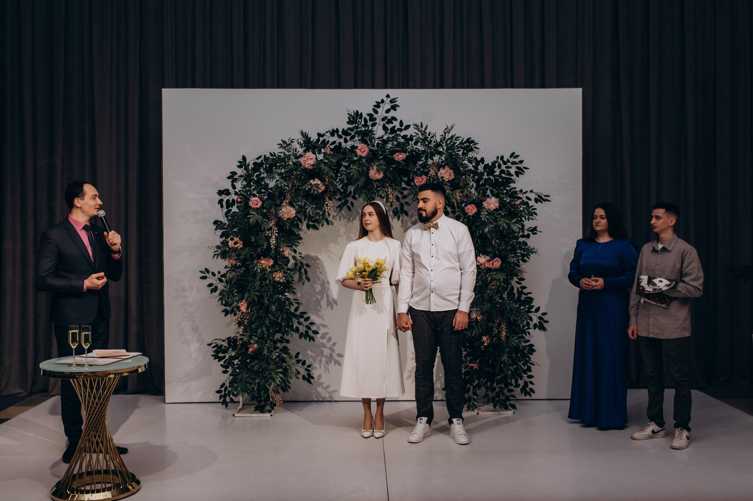 Фотосесія розпису в РАЦС Тернопіль Львів, фотосесія весілля Тернопіль. Сімейний, дитячий та індивідуальний фотограф в м. Тернопіль, м. Львів