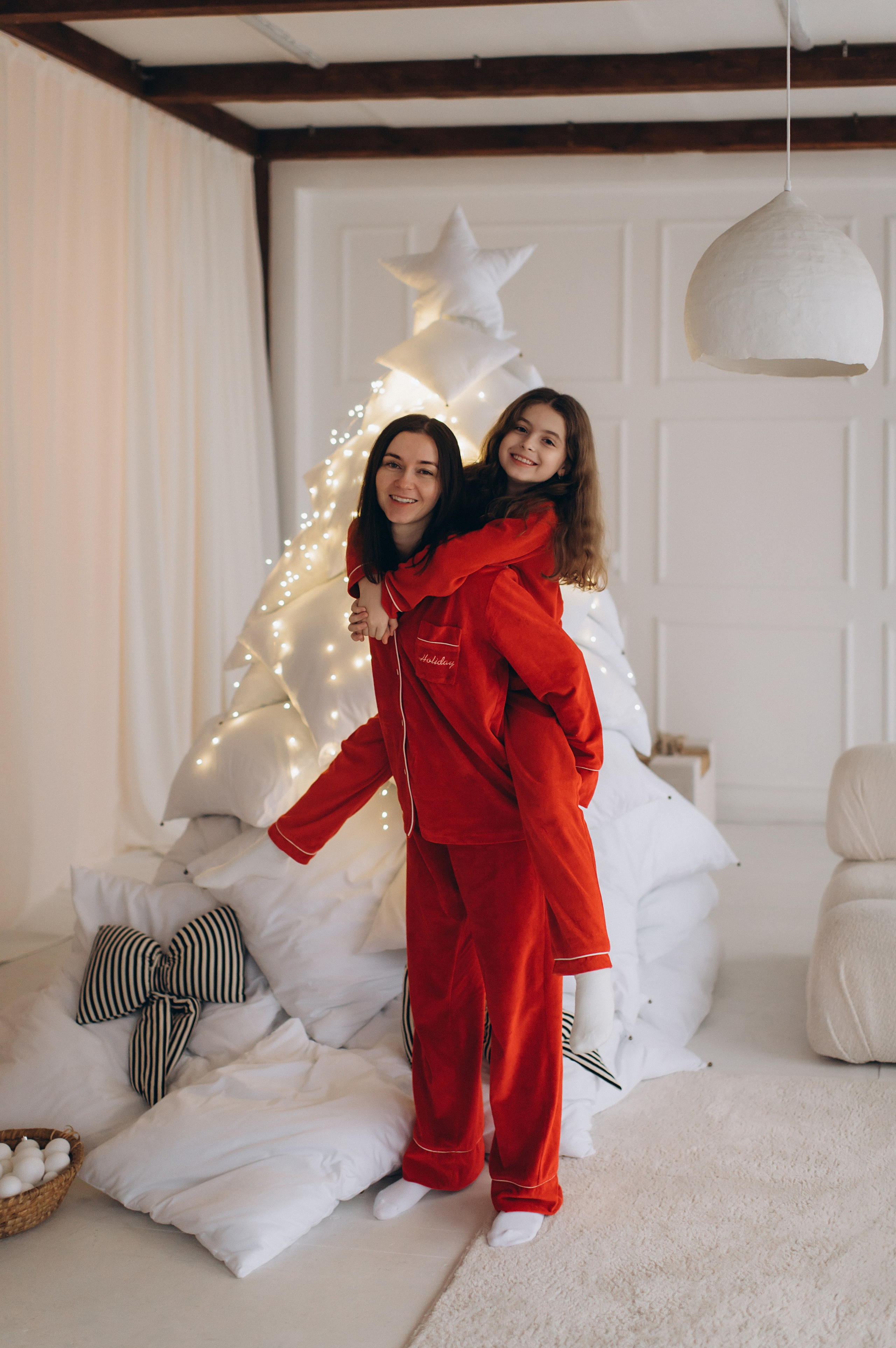 Сімейна фотосесія у студії Тернопіль, новорічна зйомка Тернопіль, фотодень Тернопіль, сімейний фотогаф Львів. Сімейний, дитячий та індивідуальний фотограф в м. Тернопіль, м. Львів