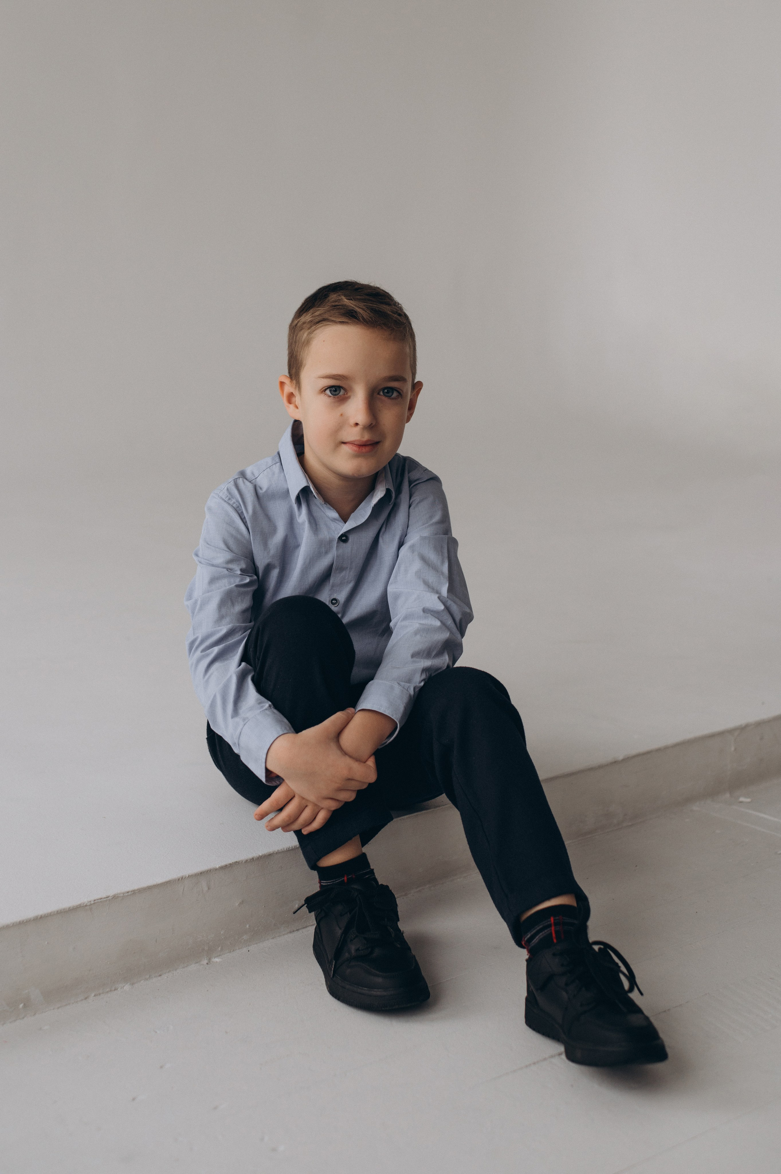 Шкільна фотосесія на віньєтки Тернопіль, шкільні альбоми, фотосесія випускників Тернопіль, випускний альбом, фотограф випускний Тернопіль. Сімейний, дитячий та індивідуальний фотограф в м. Тернопіль, м. Львів