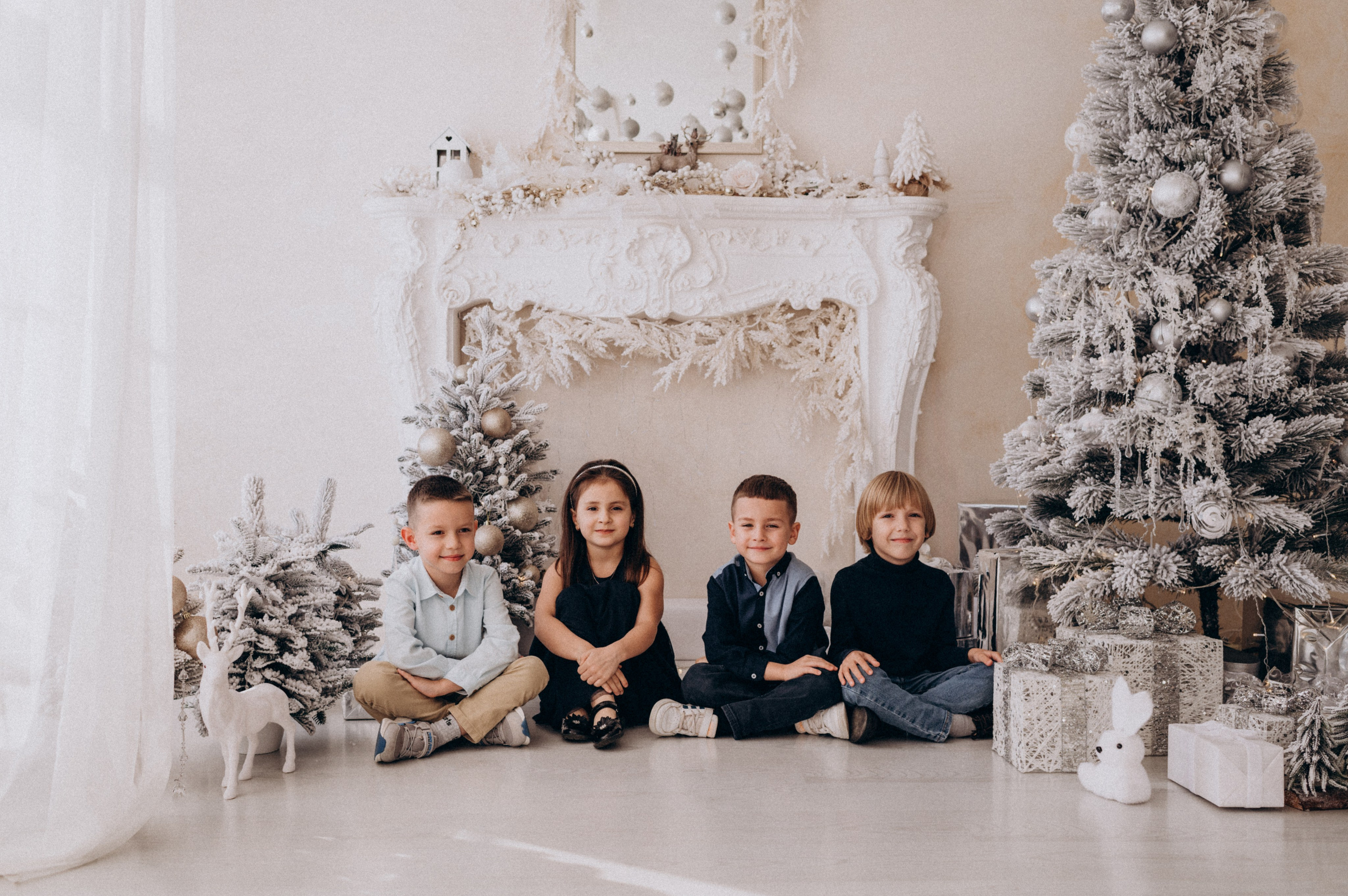 Фотосесія групи дитячого садочку, фотосесія на віньєтки, зйомка дітей в студії. Сімейний, дитячий та індивідуальний фотограф в м. Тернопіль, м. Львів