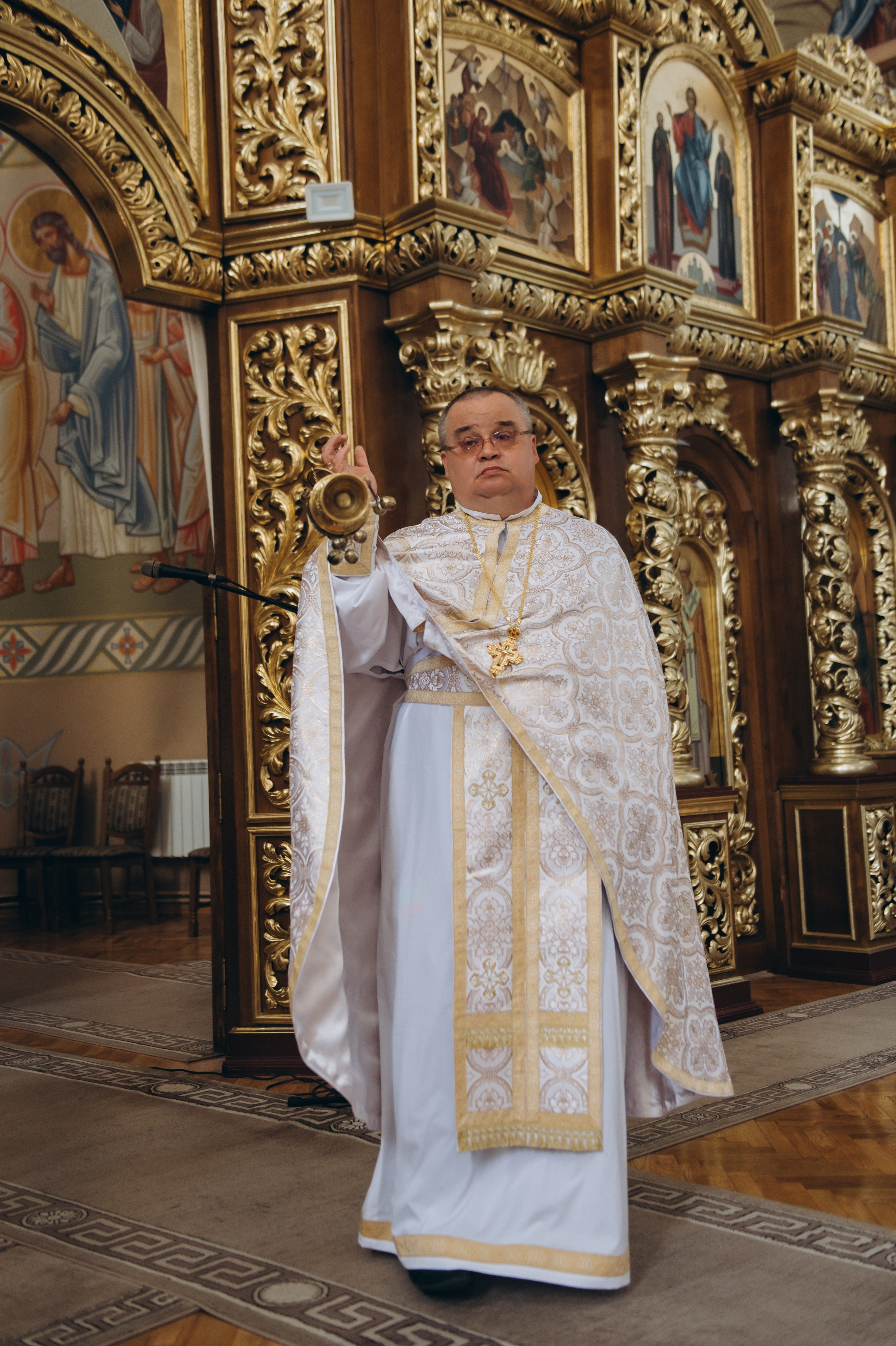Фотосесія Причастя Тернопіль церква Св Михаїла, фотограф на Причастя Тернопіль, фотосесія Літургії Причастя Тернопіль. Сімейний, дитячий та індивідуальний фотограф в м. Тернопіль, м. Львів