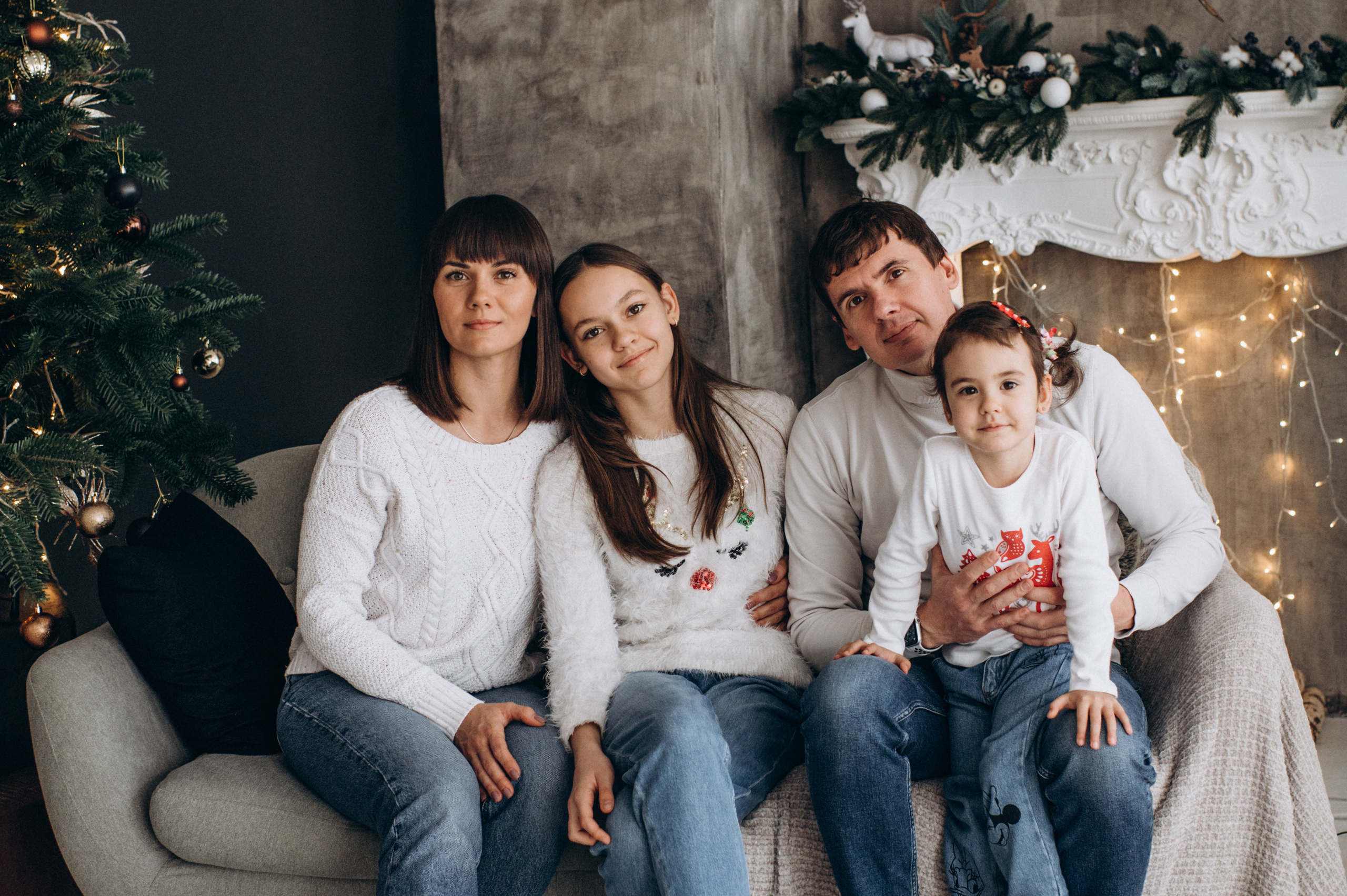 Новорічна сімейна фотосесія Сімейна фотосесія Тернопіль, сімейний фотограф Тернопіль, сімейний фотограф Львів, сімейна зйомка Тернопіль. Сімейний, дитячий та індивідуальний фотограф в м. Тернопіль, м. Львів