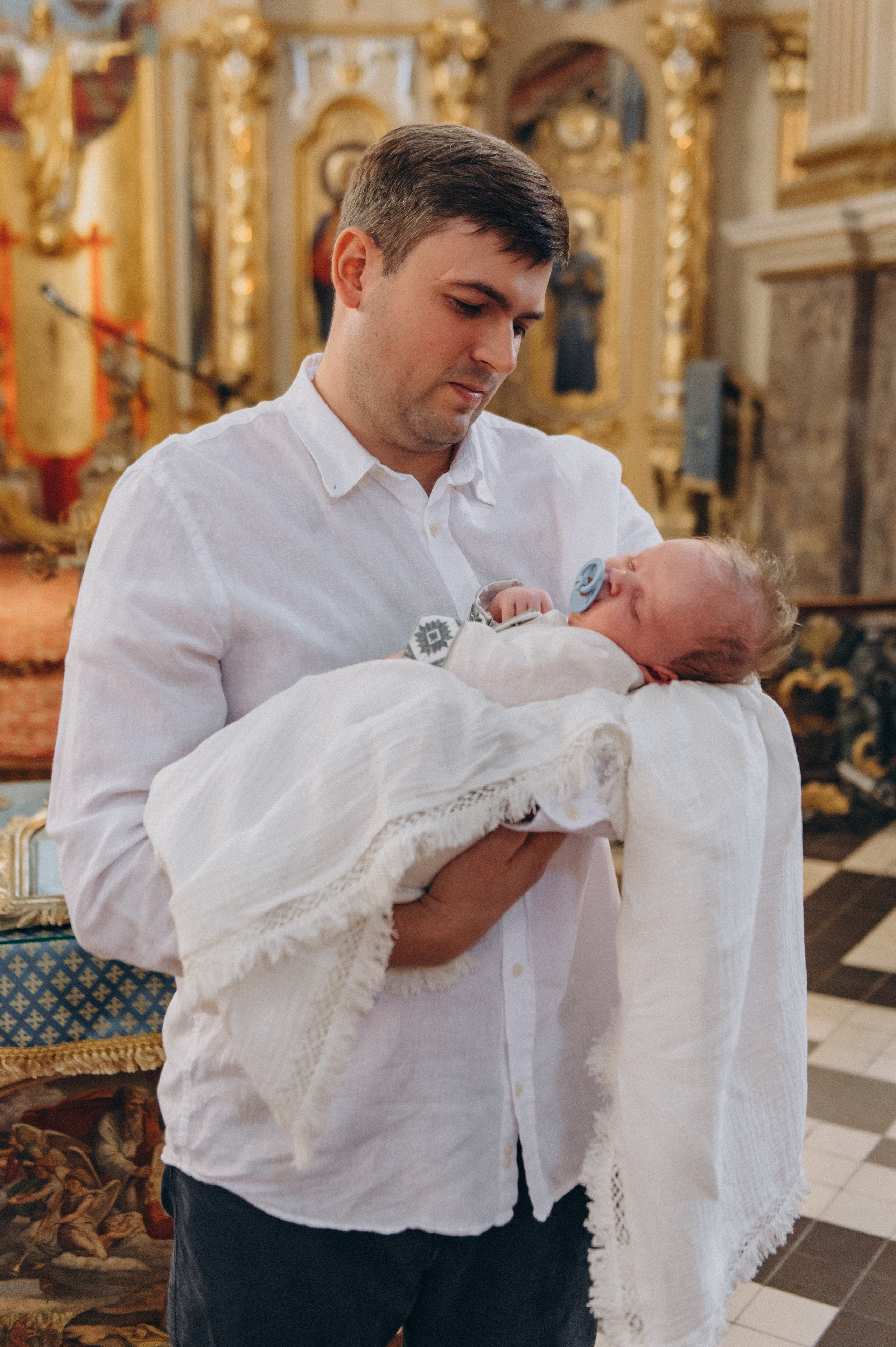 Фотосесія Хрещення Тернопіль, фотосесія хрестин Тернопіль, Катедра Тернопіль, фотосесія хрещення катедра. Сімейний, дитячий та індивідуальний фотограф в м. Тернопіль, м. Львів