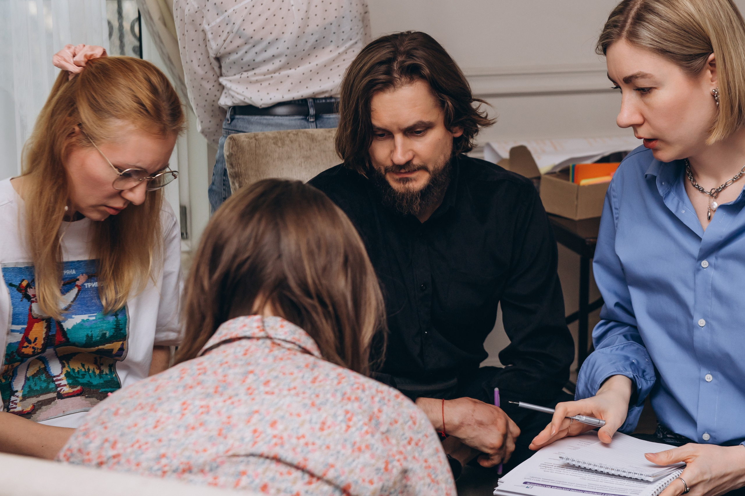 Репортажна фотосесія Тернопіль, репортажна зйомка заходу Тернопіль, зйомка конференцій, майстер-класів, тренінгів Тернопіль. Сімейний, дитячий та індивідуальний фотограф в м. Тернопіль, м. Львів