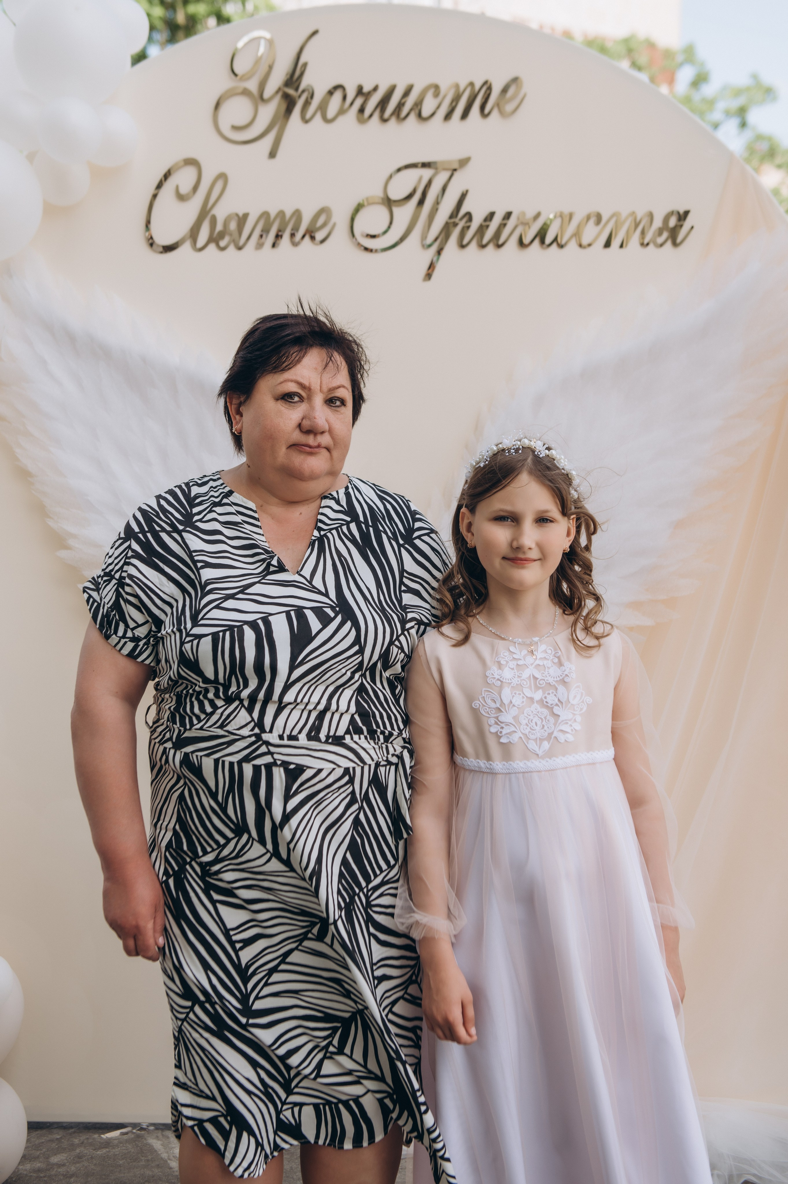 Фотосесія Причастя Тернопіль церква Св Михаїла, фотограф на Причастя Тернопіль, фотосесія Літургії Причастя Тернопіль. Сімейний, дитячий та індивідуальний фотограф в м. Тернопіль, м. Львів