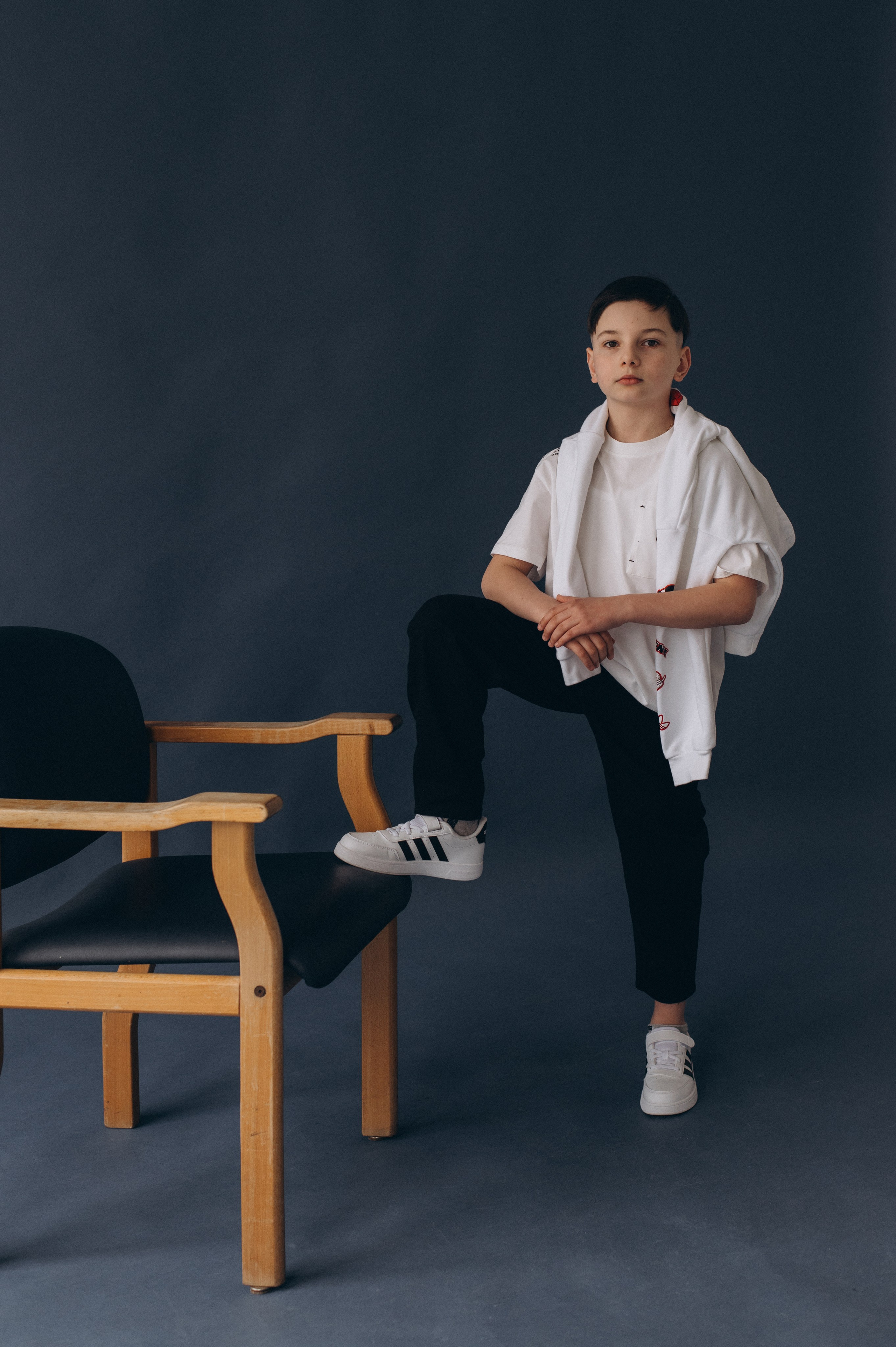 Шкільна фотосесія на віньєтки Тернопіль, шкільні альбоми, фотосесія випускників Тернопіль, випускний альбом, фотограф випускний Тернопіль. Сімейний, дитячий та індивідуальний фотограф в м. Тернопіль, м. Львів