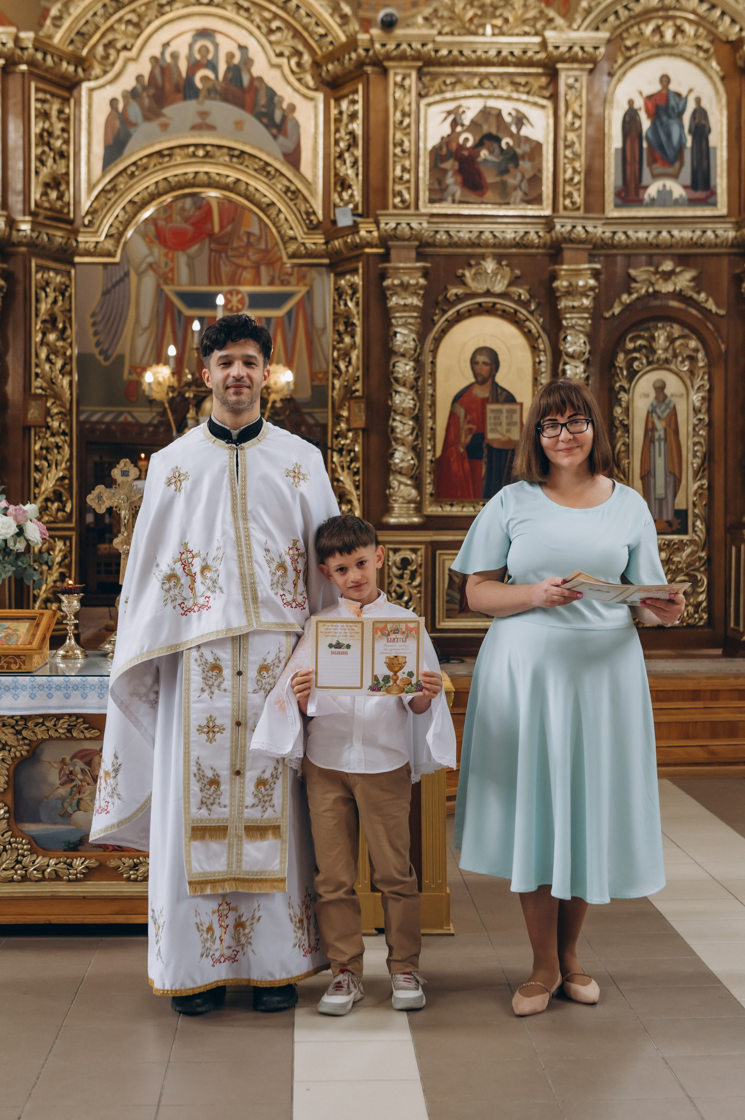 Фотосесія Причастя Тернопіль, зйомка Причастя, фотограф на Причастя Тернопіль, Причастя Львів, Причастя церква Михаїла Тернопіль. Сімейний, дитячий та індивідуальний фотограф в м. Тернопіль, м. Львів