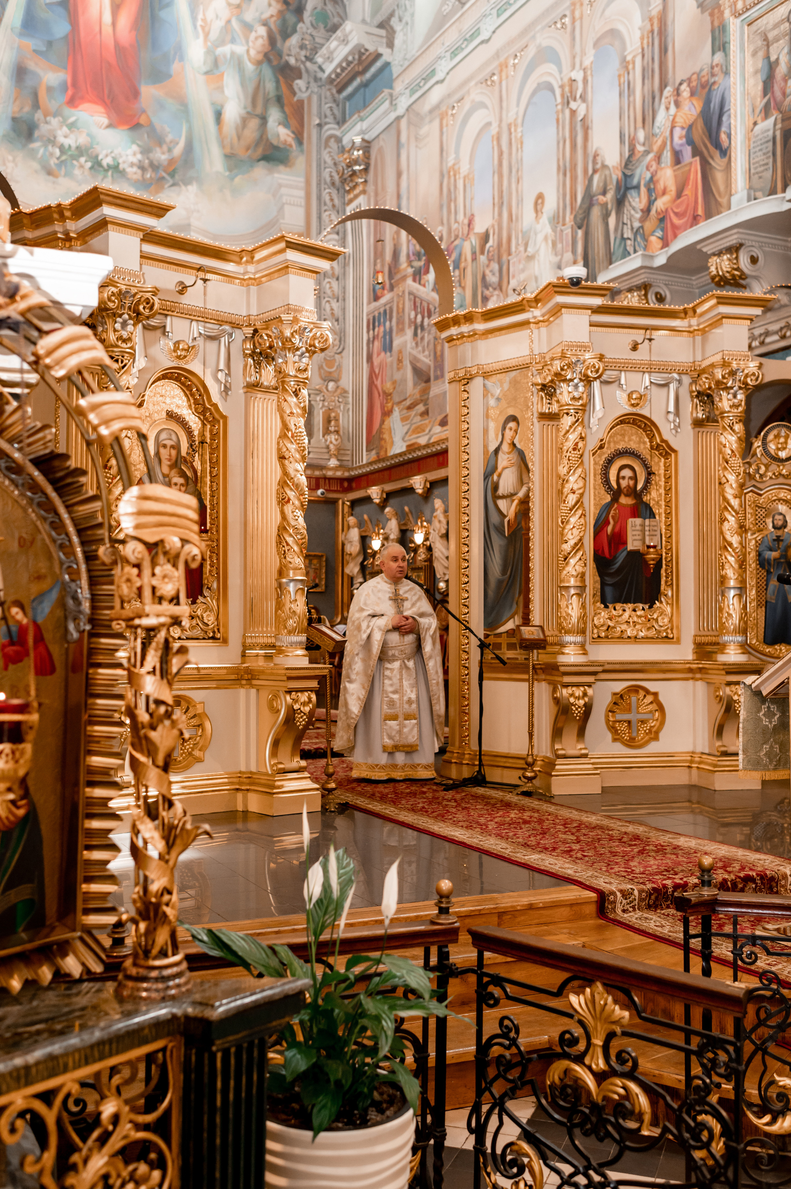 Фотосесія Першого Причастя Тернопіль, зйомка Причастя Тернопіль, Таїнство Першого Причастя Тернопіль, Катедра Причастя Тернопіль. Сімейний, дитячий та індивідуальний фотограф в м. Тернопіль, м. Львів