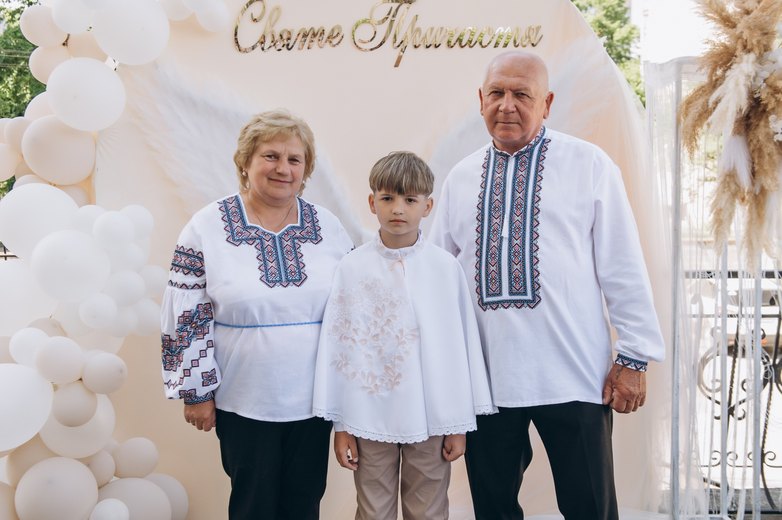 Фотосесія Причастя Тернопіль церква Св Михаїла, фотограф на Причастя Тернопіль, фотосесія Літургії Причастя Тернопіль. Сімейний, дитячий та індивідуальний фотограф в м. Тернопіль, м. Львів