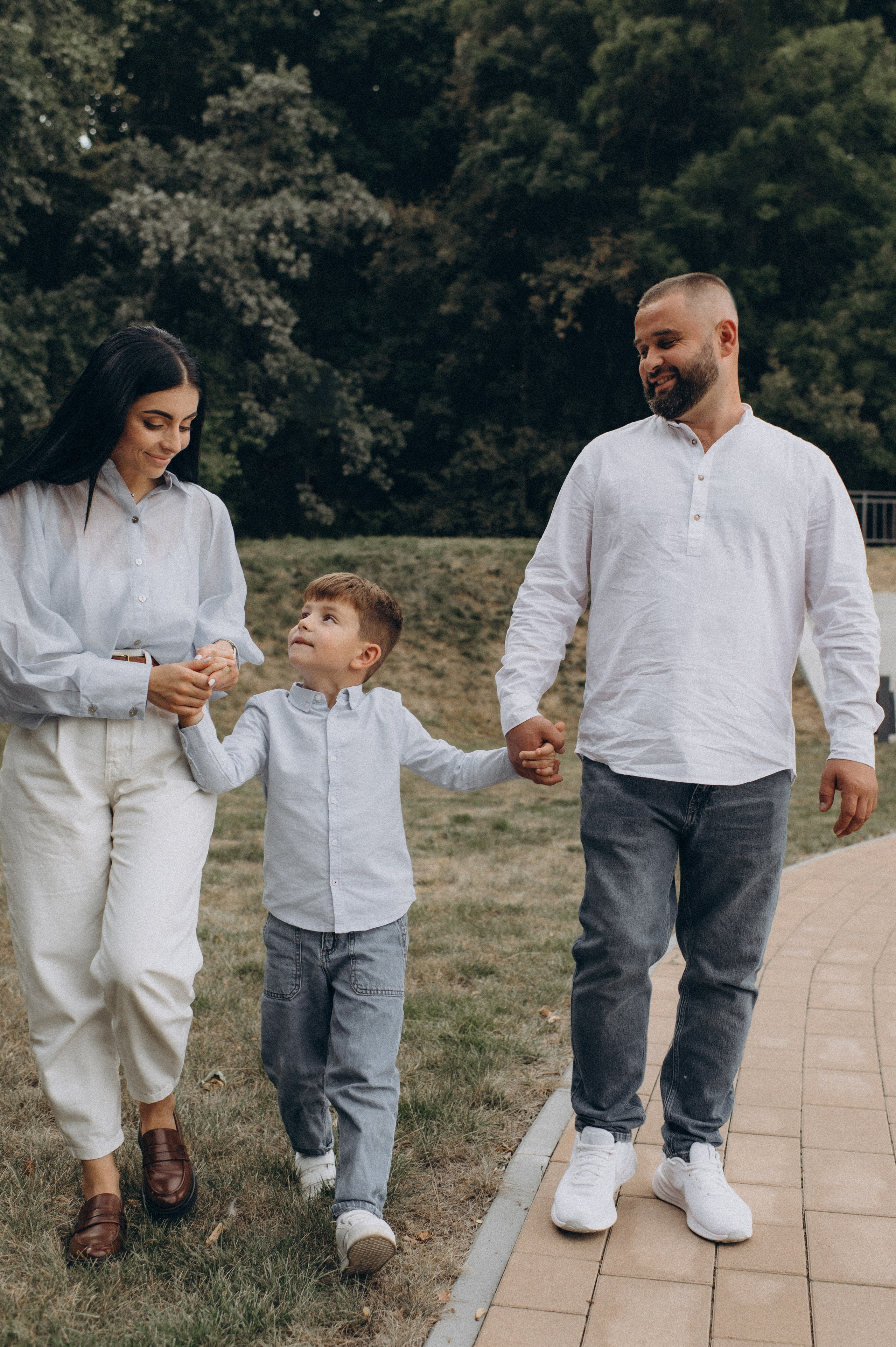 Сімейна фотосесія Тернопіль Львів, сімейний фотограф Тернопіль, зйомка лавсторі. Сімейний, дитячий та індивідуальний фотограф в м. Тернопіль, м. Львів