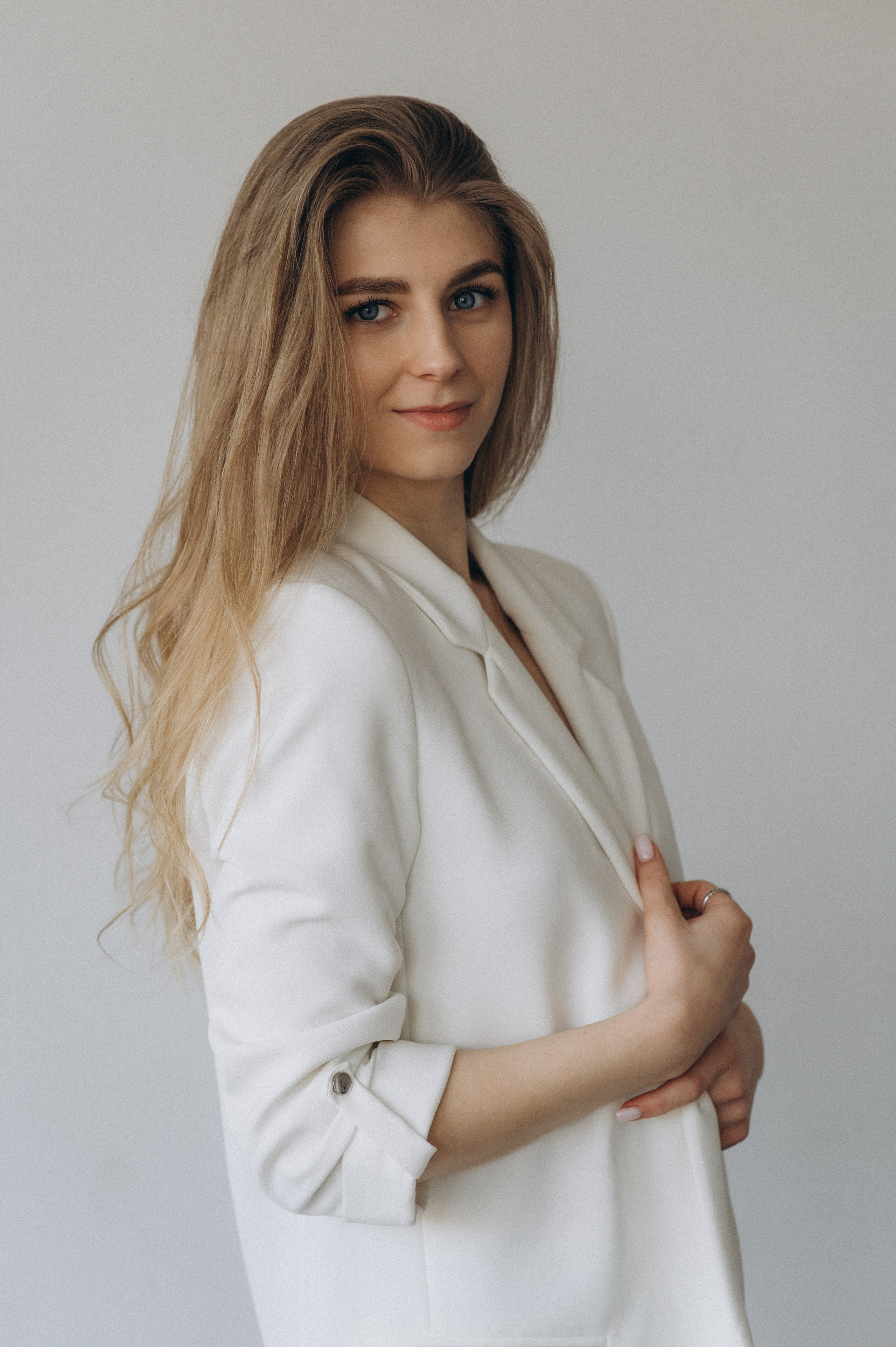 Портретна фотосесія, портретний фотограф Тернопіль Львів, індивідуальна фотосесія, зйомка у студії. Сімейний, дитячий та індивідуальний фотограф в м. Тернопіль, м. Львів