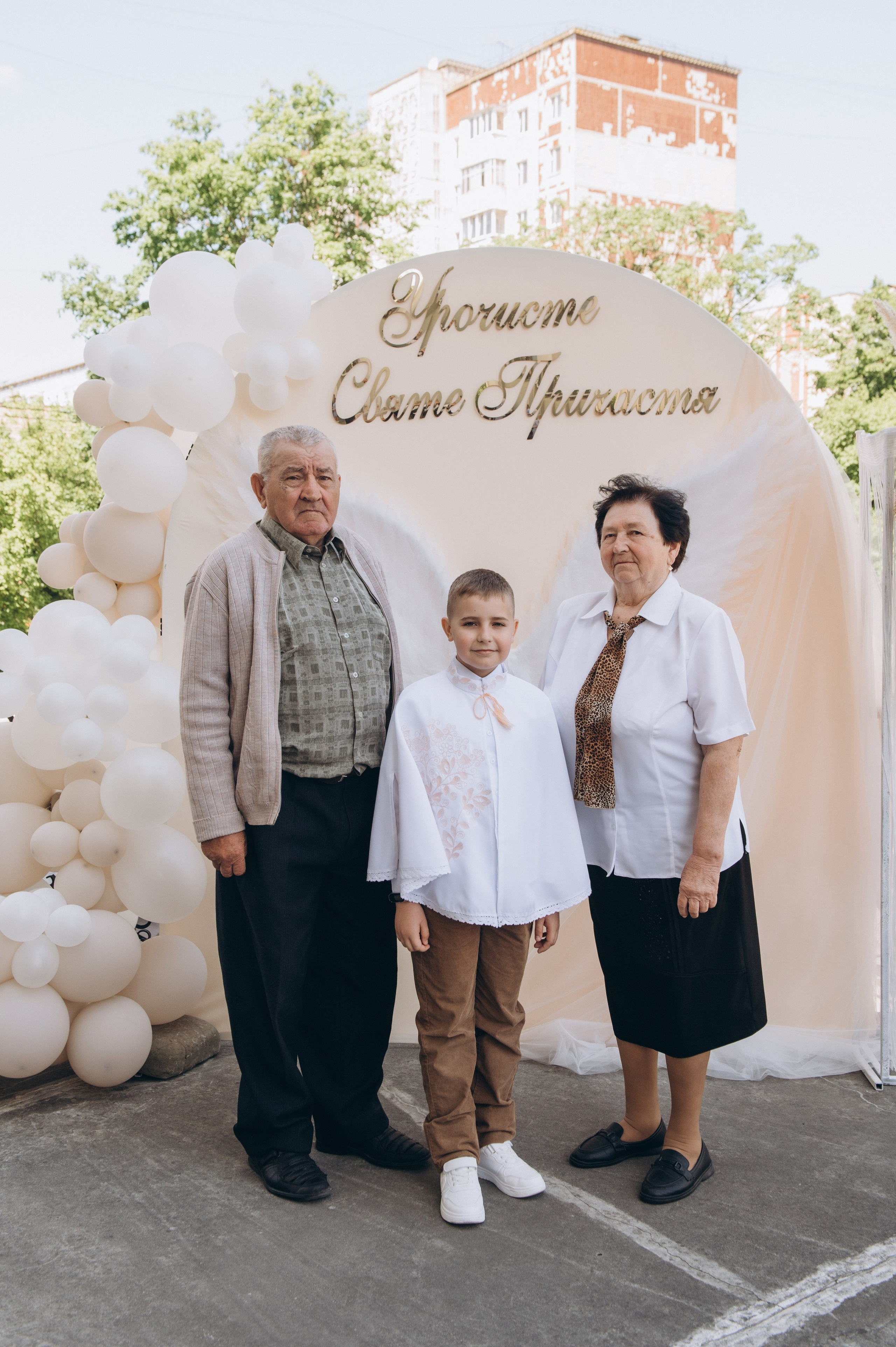 Фотосесія Причастя Тернопіль церква Св Михаїла, фотограф на Причастя Тернопіль, фотосесія Літургії Причастя Тернопіль. Сімейний, дитячий та індивідуальний фотограф в м. Тернопіль, м. Львів