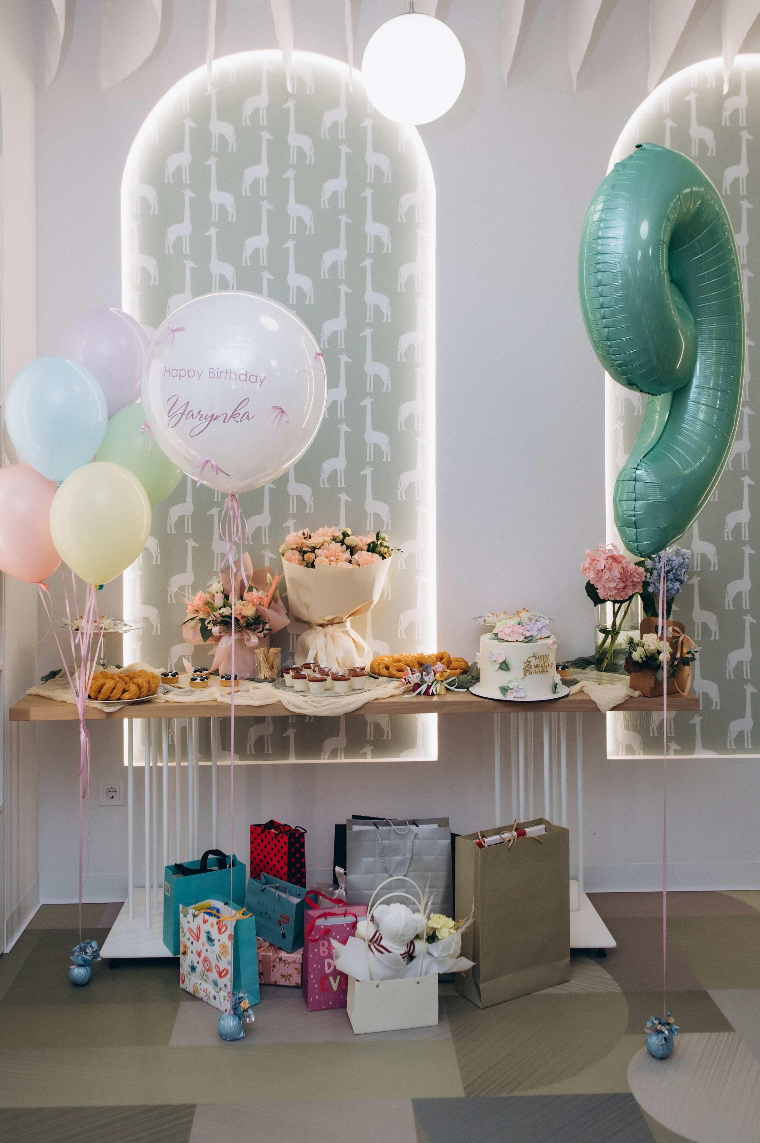 Фотосесія дня народження в Baby Towm Байківці, зйомка дитячого дня народження Тернопіль, фотосесія дня народження Тернопіль. Сімейний, дитячий та індивідуальний фотограф в м. Тернопіль, м. Львів