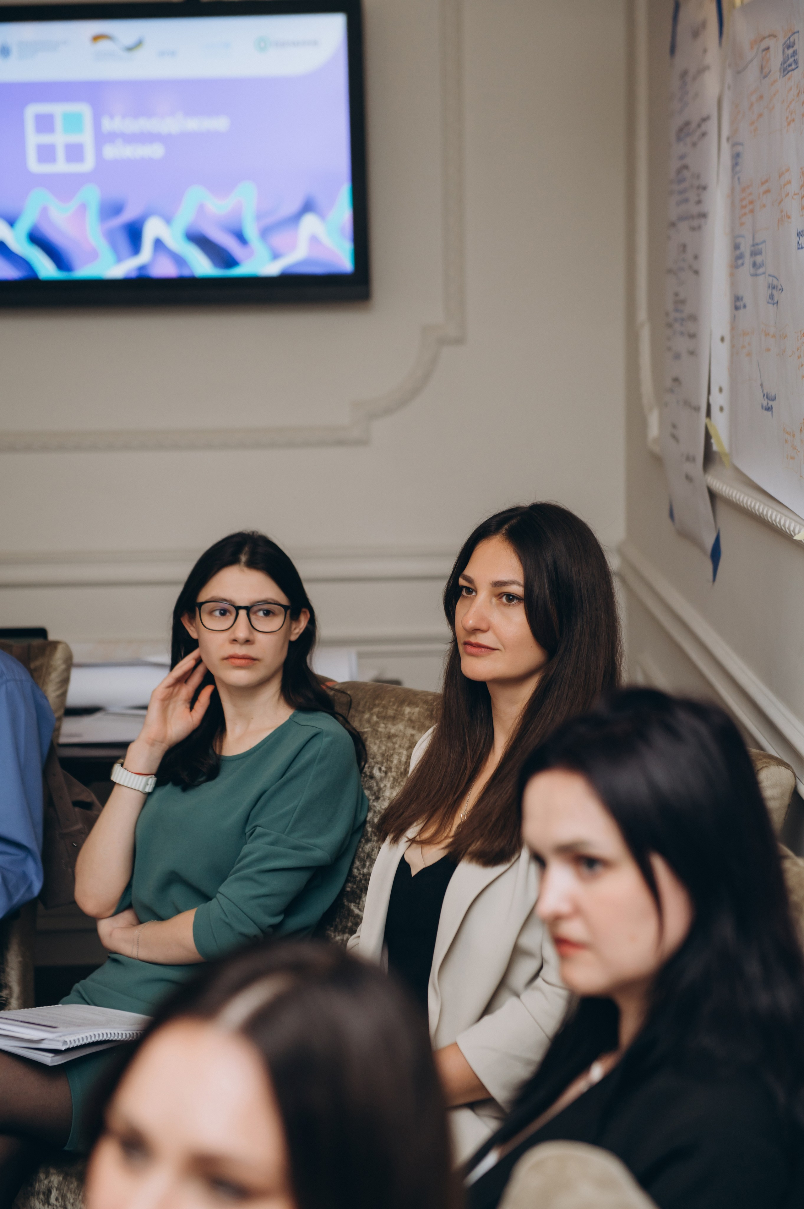 Репортажна фотосесія Тернопіль, репортажна зйомка заходу Тернопіль, зйомка конференцій, майстер-класів, тренінгів Тернопіль. Сімейний, дитячий та індивідуальний фотограф в м. Тернопіль, м. Львів