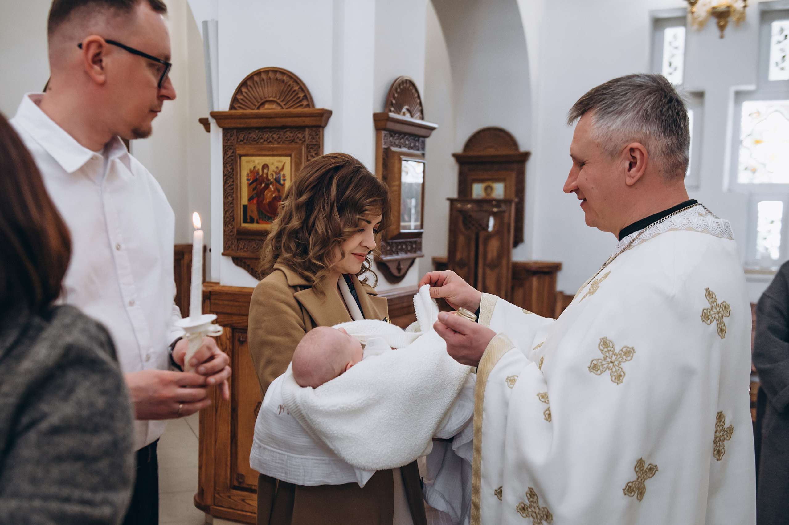 Фотосесія Хрещення Тернопіль, зйомка Хрестин Тернопіль, Храм Різдва Пресвятої Богородиці УГКЦ Тернопіль. Сімейний, дитячий та індивідуальний фотограф в м. Тернопіль, м. Львів