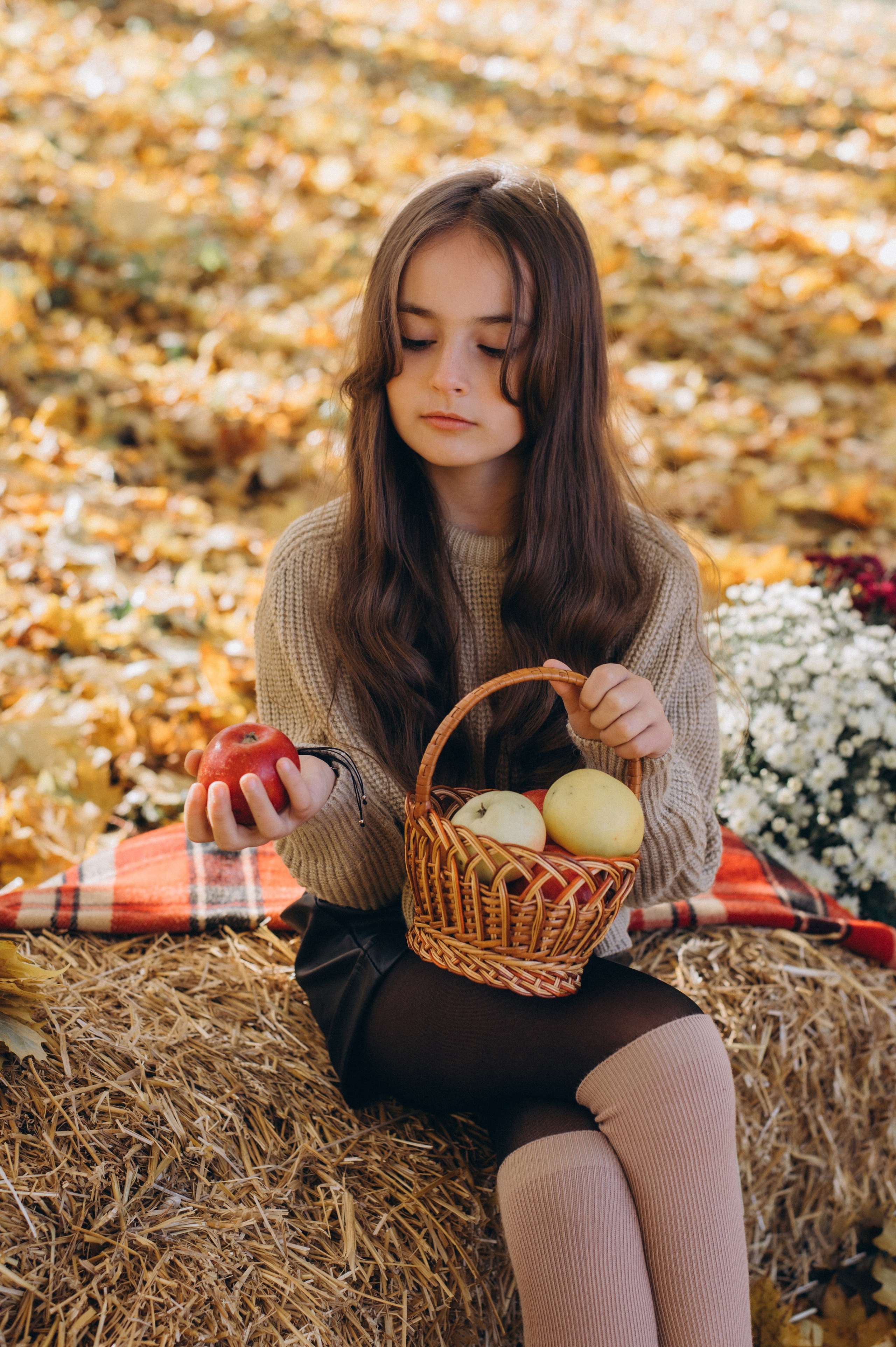 Осіння фотосесія 4 класу на віньєтки, випускні фотоальбоми Тернопіль, фотосесія випускників Тернопіль, шкільний випускний альбом Тернопіль. Сімейний, дитячий та індивідуальний фотограф в м. Тернопіль, м. Львів