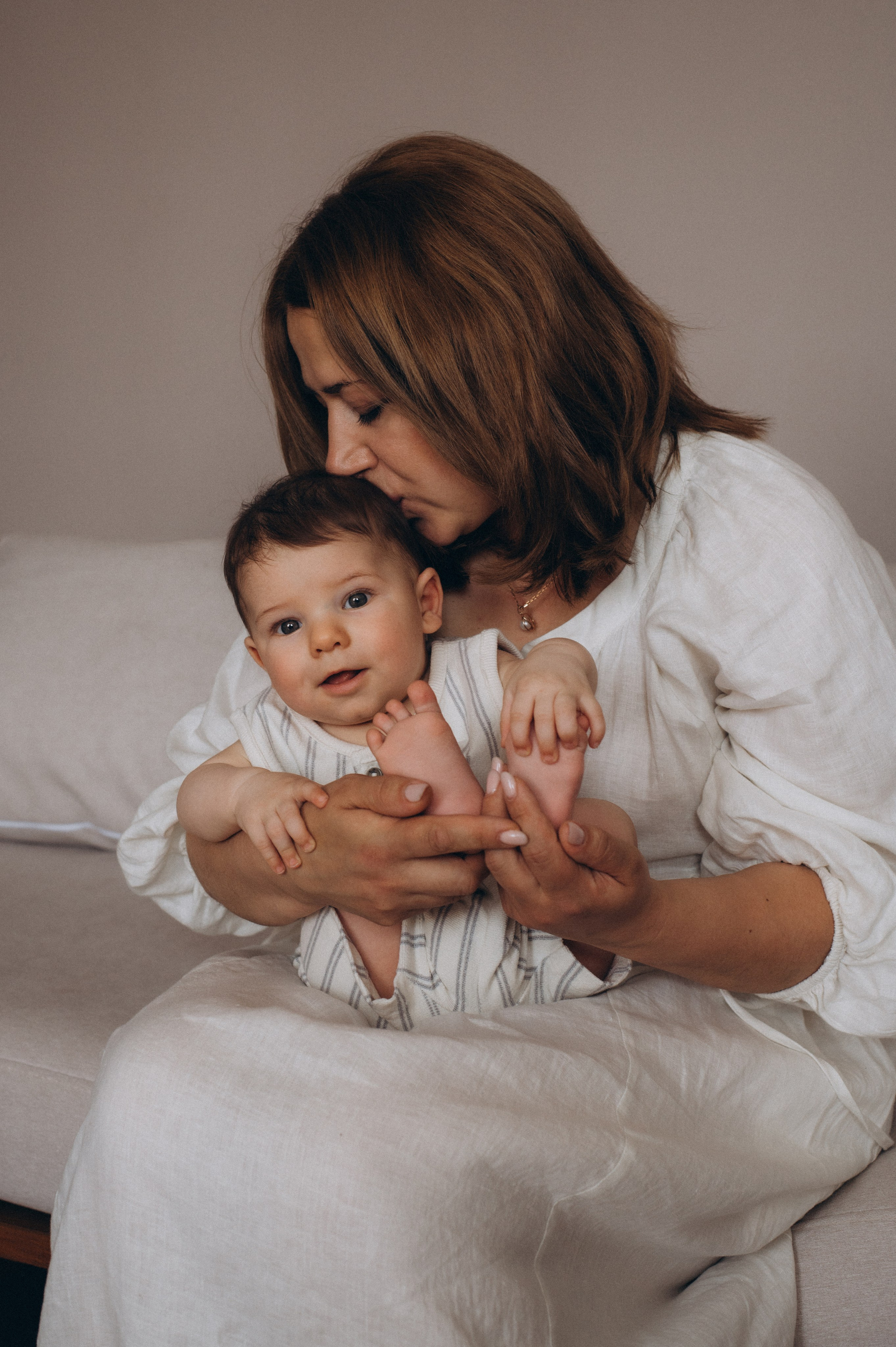 Фотосесія мами і дитини, зйомка новонароджених, сімейний фотограф Тернопіль, сімейна фотосесія Тернопіль, фотосесія немовлят. Сімейний, дитячий та індивідуальний фотограф в м. Тернопіль, м. Львів