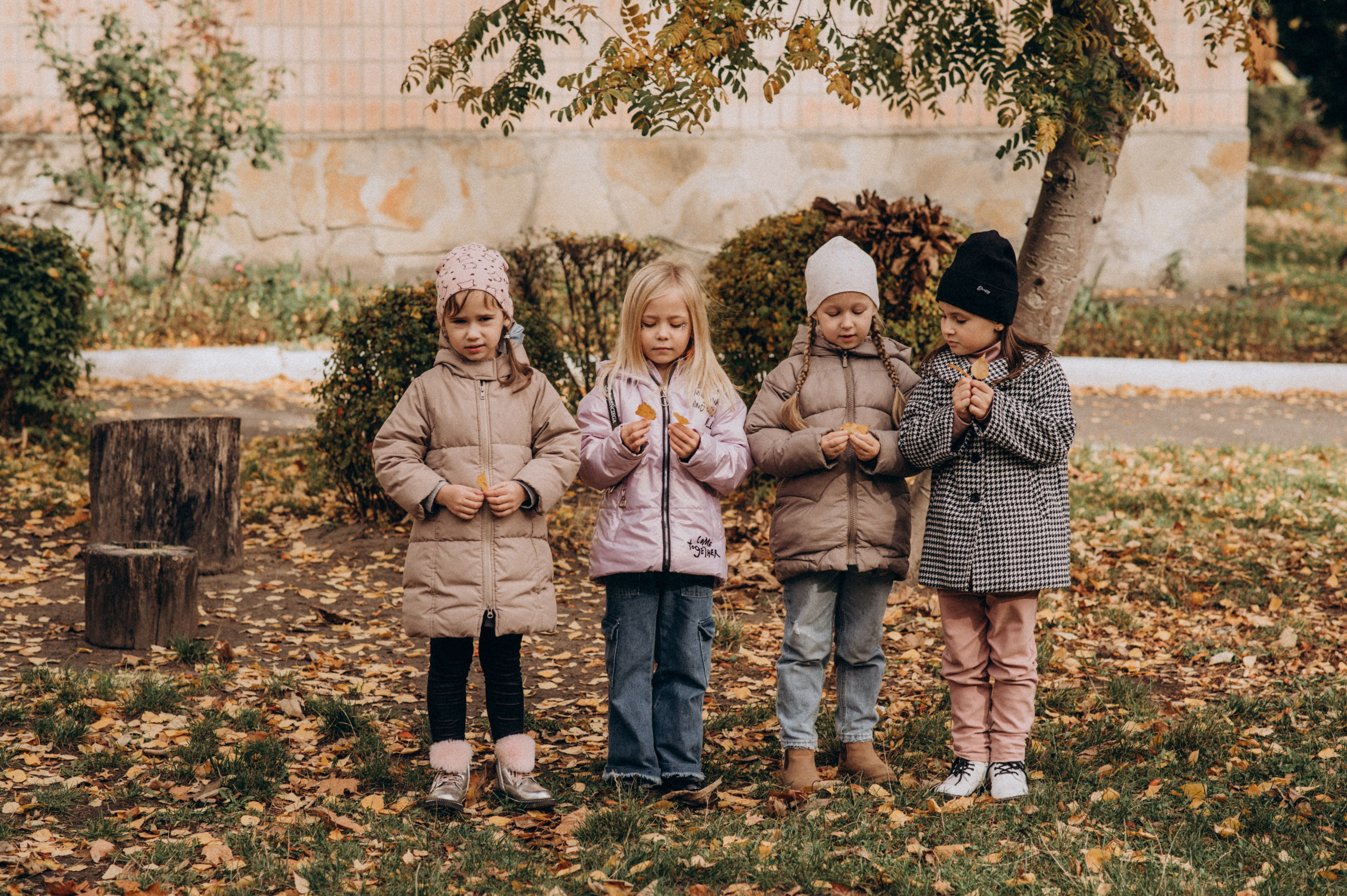 Фотосесія в дитячому садку, фотосесія на віньєтки, випускні фотоальбоми Тернопіль, шкільні фотоальбоми Тернопіль, зйомка випускного садочку. Сімейний, дитячий та індивідуальний фотограф в м. Тернопіль, м. Львів