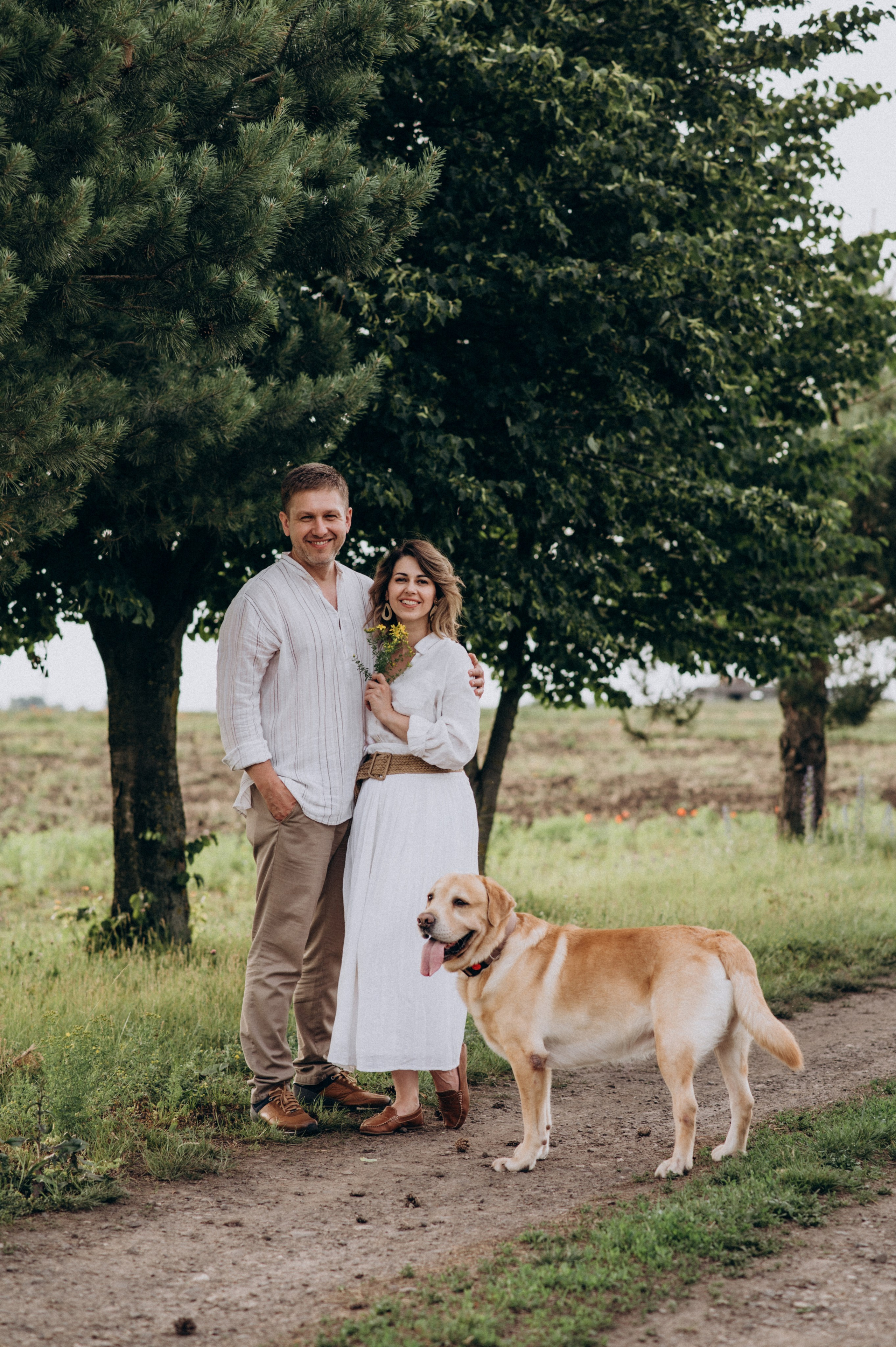 Сімейна фотосесія на природі, зйомка з собакою, фотосесія лавсторі Тернопіль. Сімейний, дитячий та індивідуальний фотограф в м. Тернопіль, м. Львів