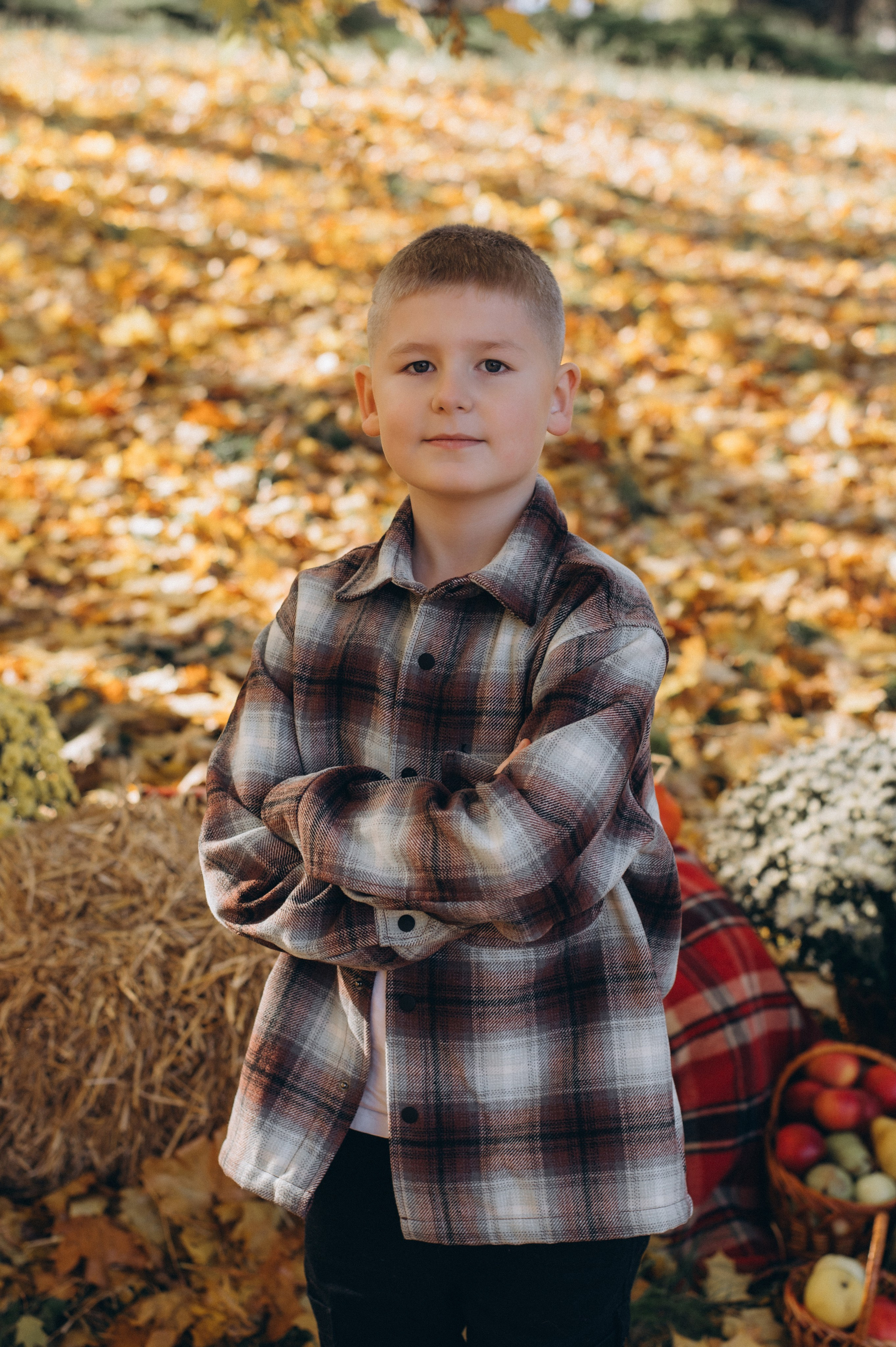 Осіння фотосесія 4 класу на віньєтки, випускні фотоальбоми Тернопіль, фотосесія випускників Тернопіль, шкільний випускний альбом Тернопіль. Сімейний, дитячий та індивідуальний фотограф в м. Тернопіль, м. Львів