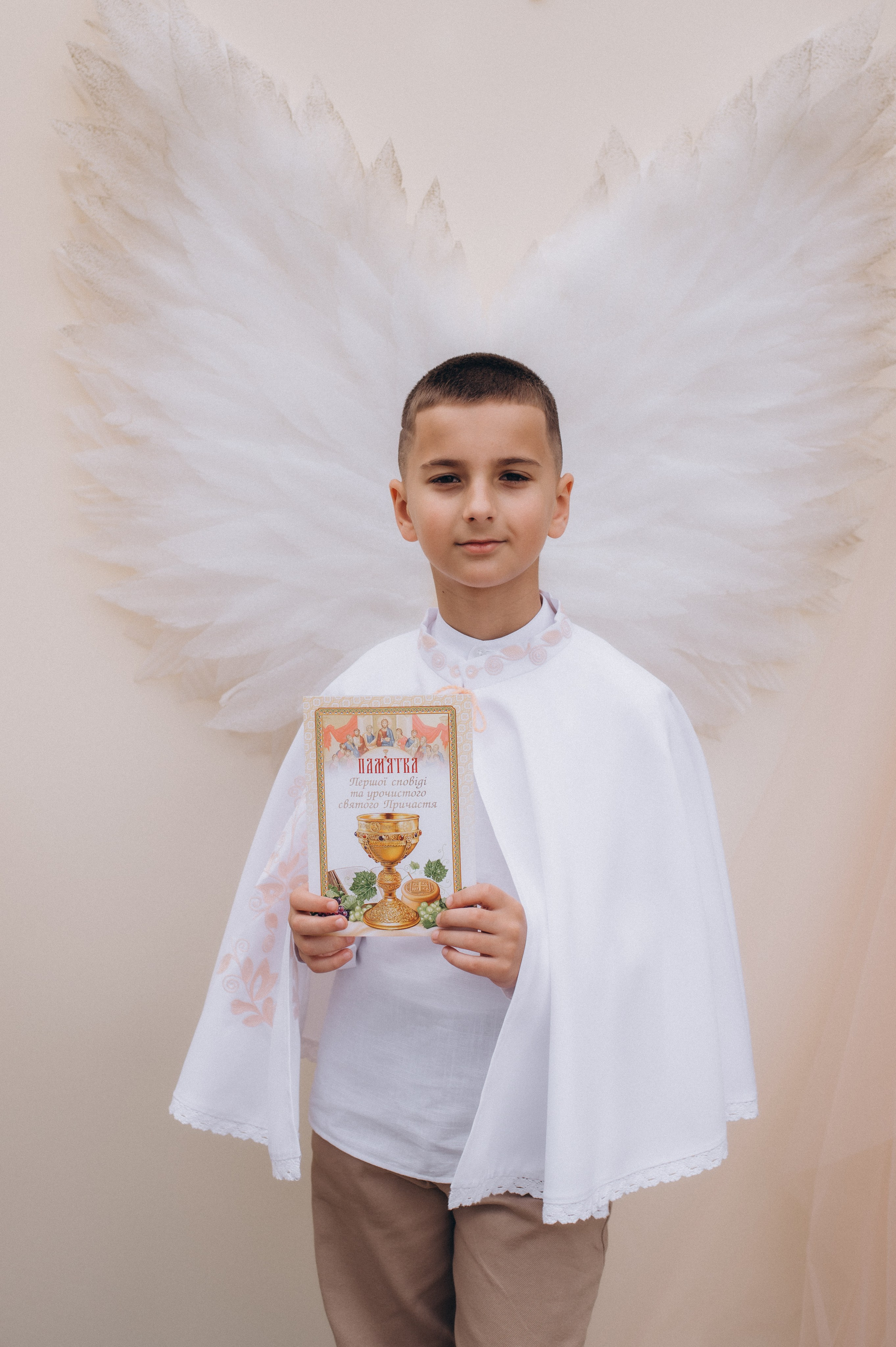 Фотосесія Причастя Тернопіль, зйомка Причастя, фотограф на Причастя Тернопіль, Причастя Львів, Причастя церква Михаїла Тернопіль. Сімейний, дитячий та індивідуальний фотограф в м. Тернопіль, м. Львів