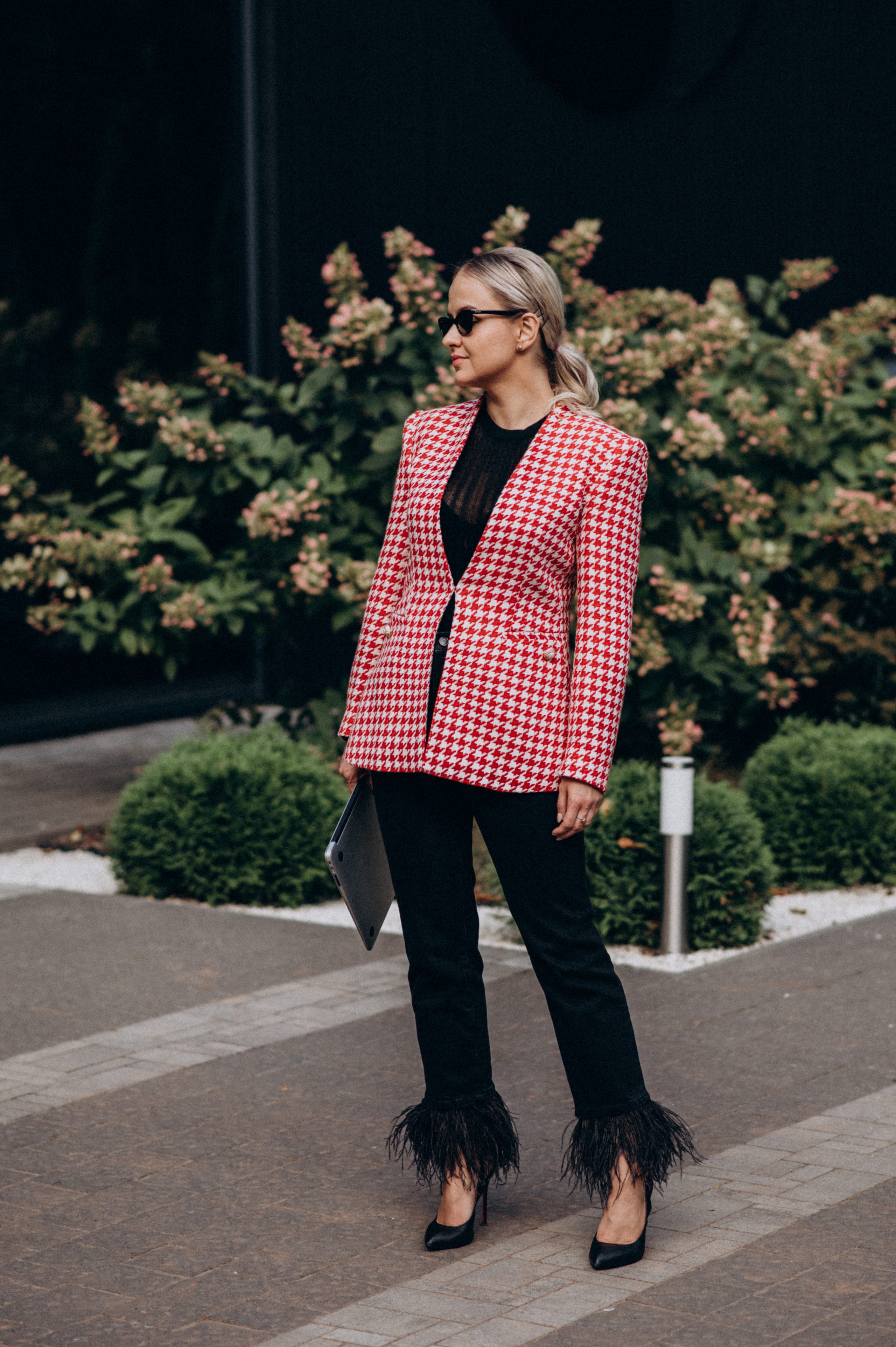 Індивідуальна контент зйомка фотосесія у кавярні кафе. Сімейний, дитячий та індивідуальний фотограф в м. Тернопіль, м. Львів