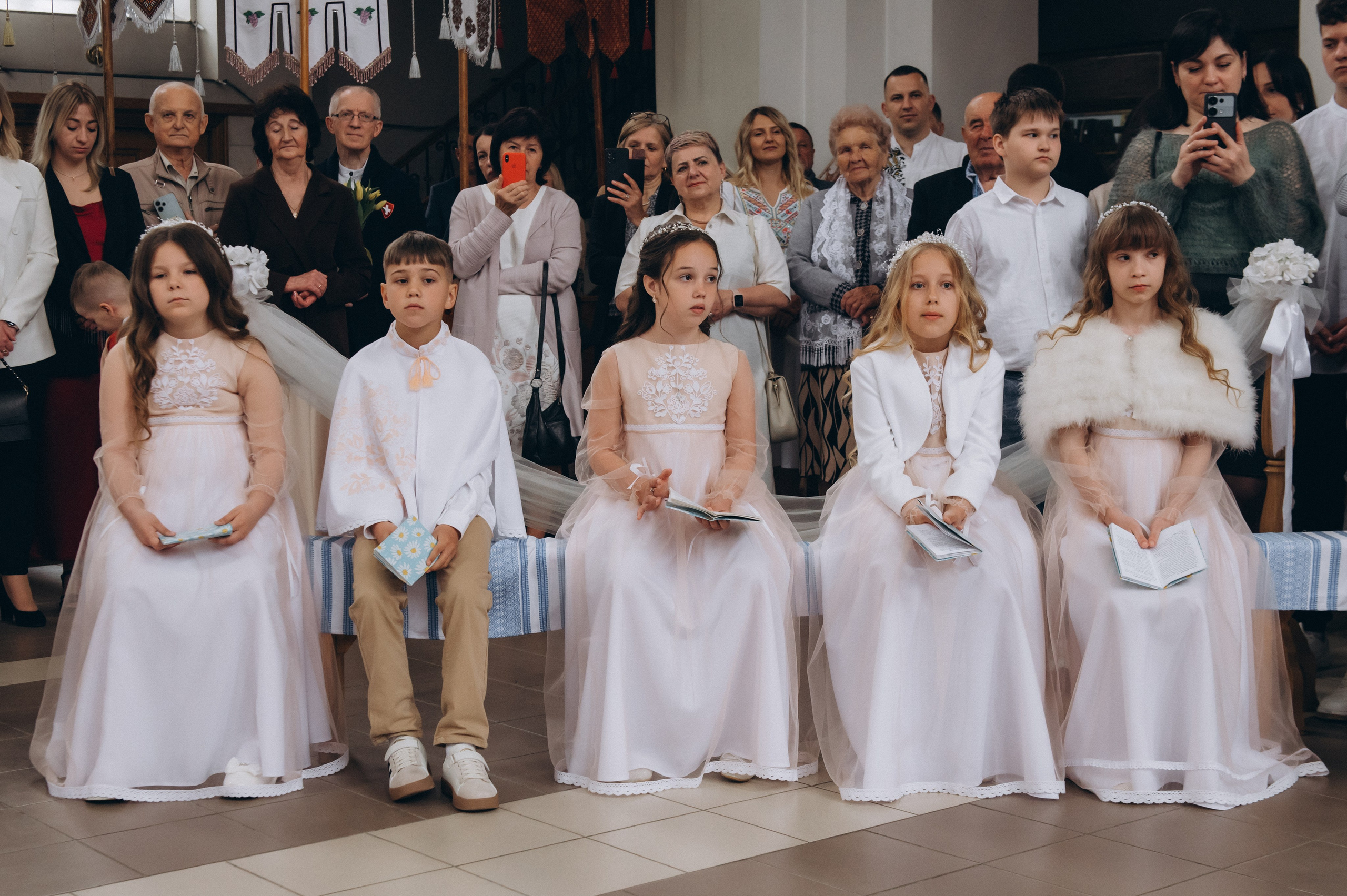 Фотосесія Причастя Тернопіль, зйомка Причастя, фотограф на Причастя Тернопіль, Причастя Львів, Причастя церква Михаїла Тернопіль. Сімейний, дитячий та індивідуальний фотограф в м. Тернопіль, м. Львів