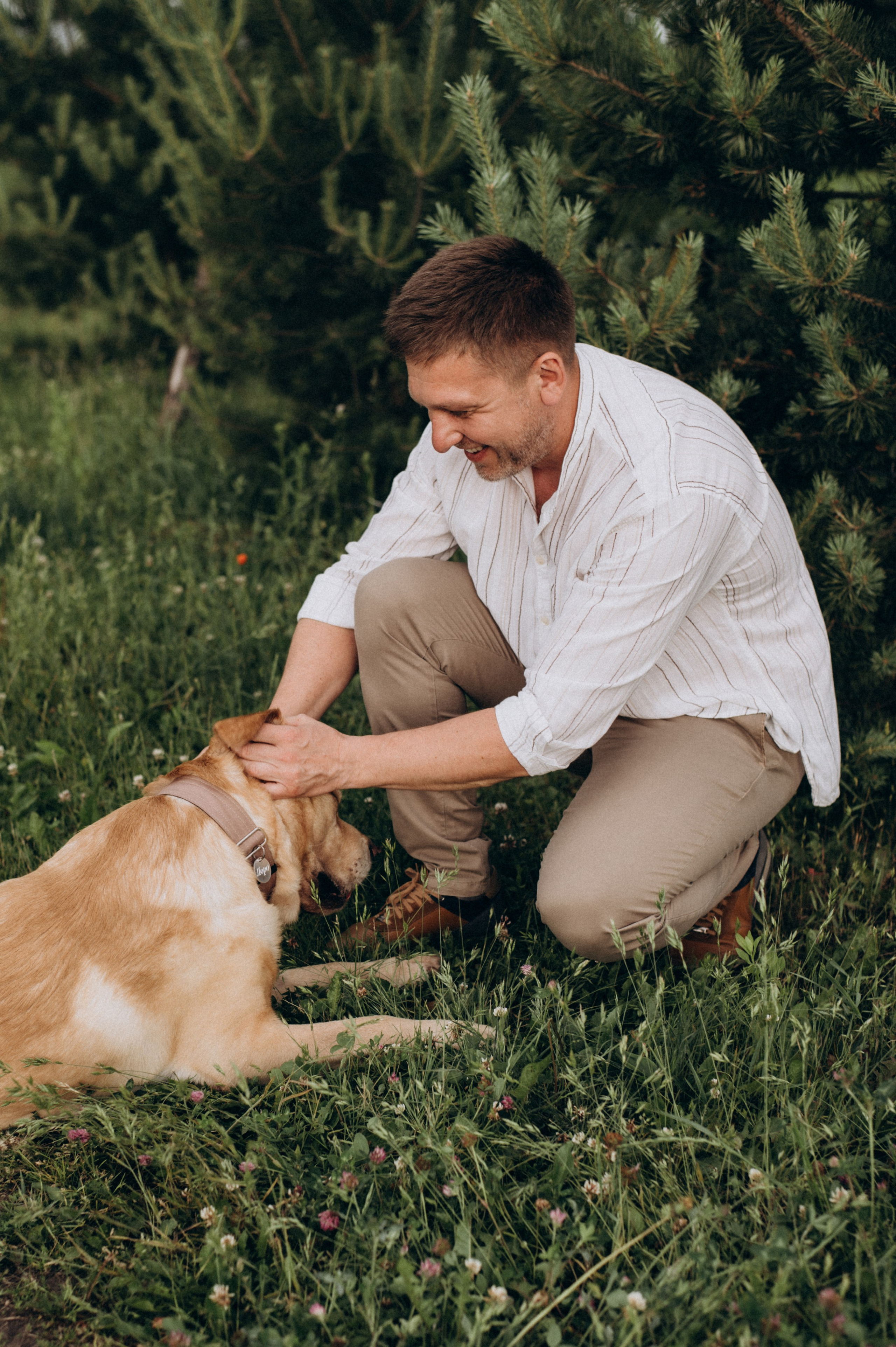 Сімейна фотосесія на природі, зйомка з собакою, фотосесія лавсторі Тернопіль. Сімейний, дитячий та індивідуальний фотограф в м. Тернопіль, м. Львів