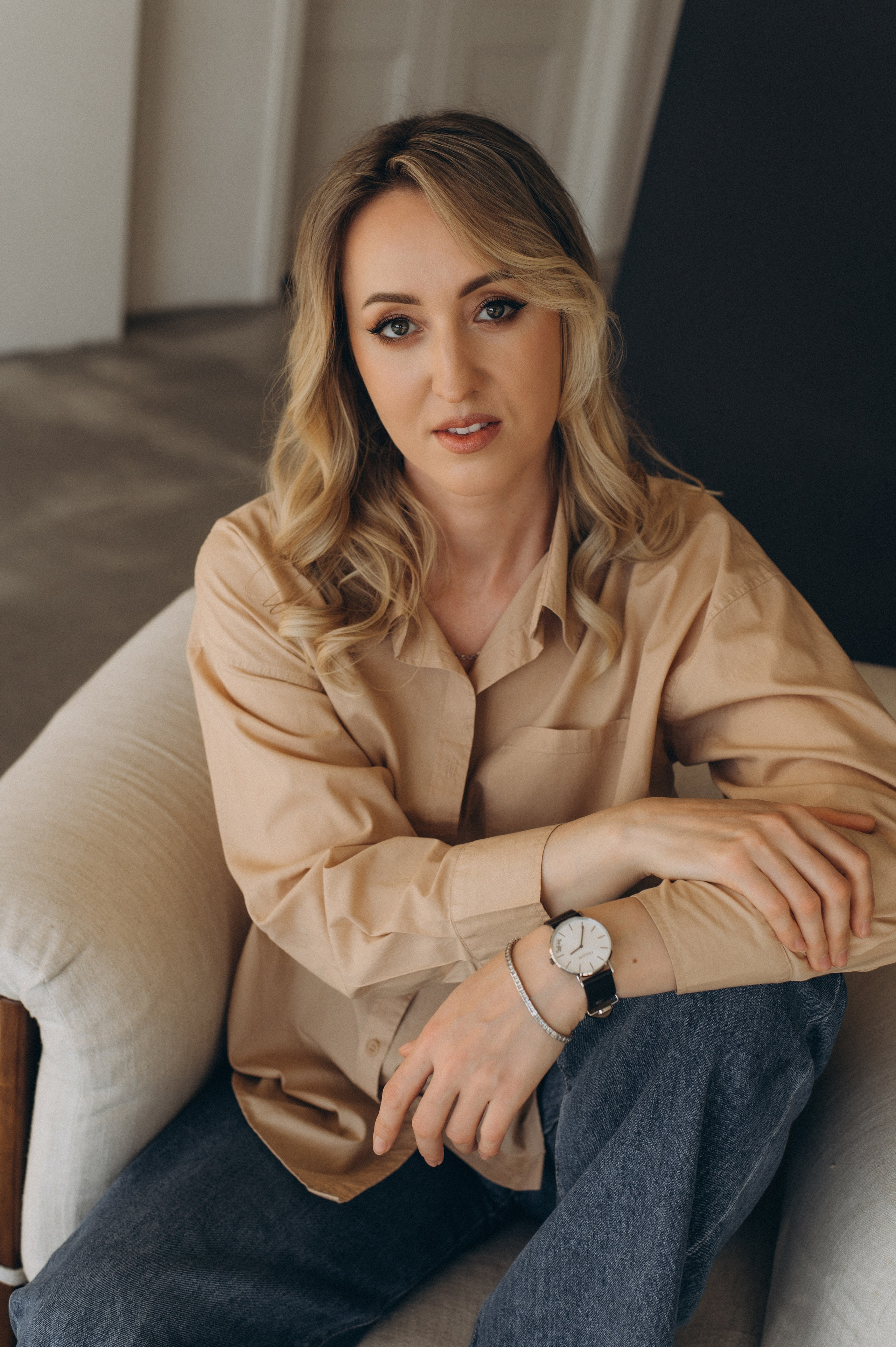 Портретна фотосесія, індивідуальна фотосесія Тернопіль, портретний фотограф Тернопіль, студійна фотосесія Тернопіль, фотосесія у студії. Сімейний, дитячий та індивідуальний фотограф в м. Тернопіль, м. Львів