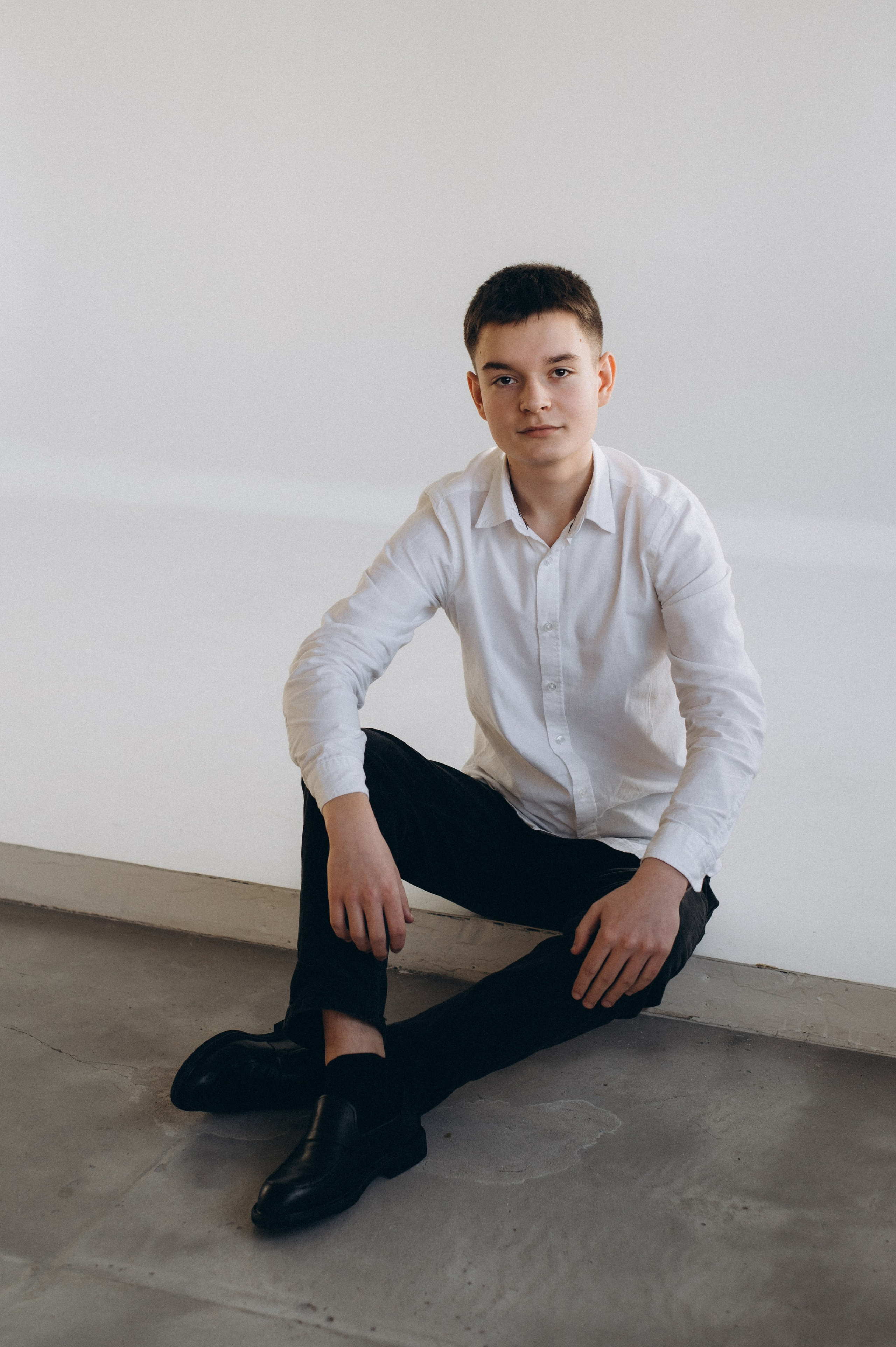 Фотосесія випускників, фотосесія на віньєтки Тернопіль, випускники Тернопіль, випуск 2025. Сімейний, дитячий та індивідуальний фотограф в м. Тернопіль, м. Львів